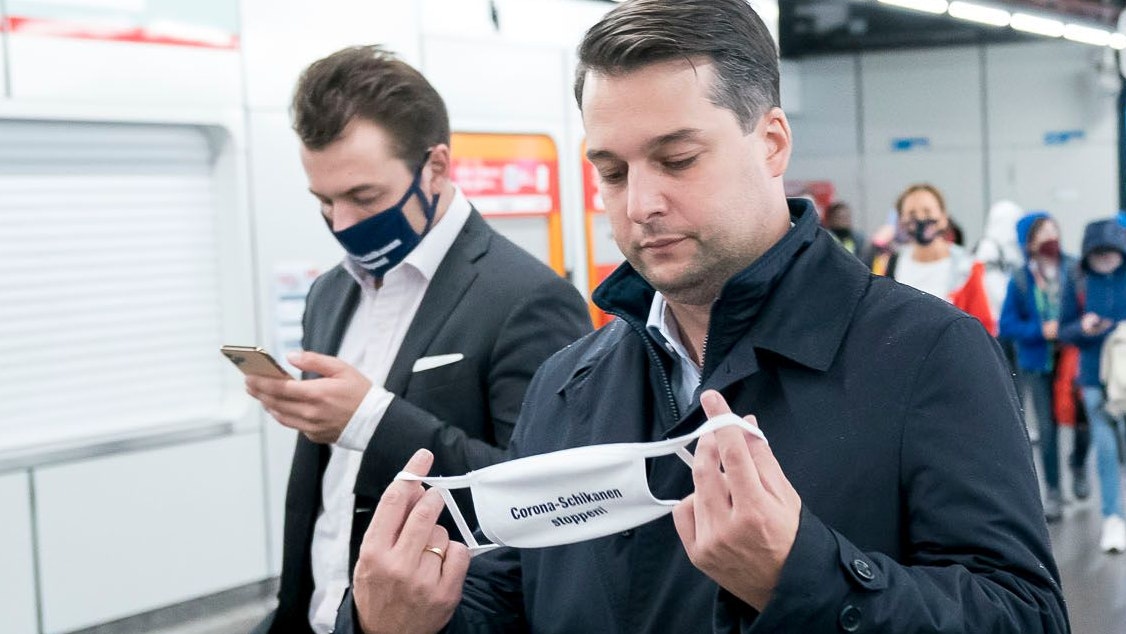 Dominik Nepp will Aus für Maskenpflicht und 3G-Regel.