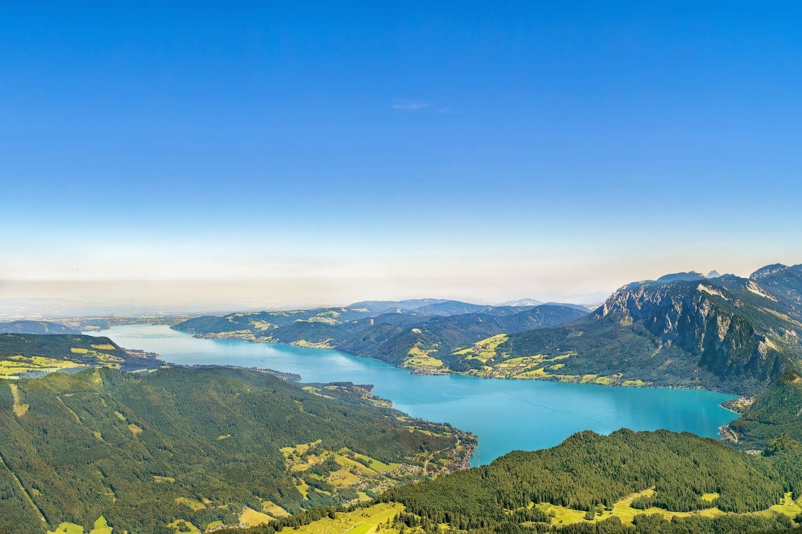 Bis zu 24 Grad warm sind die Seen in Österreich bereits.