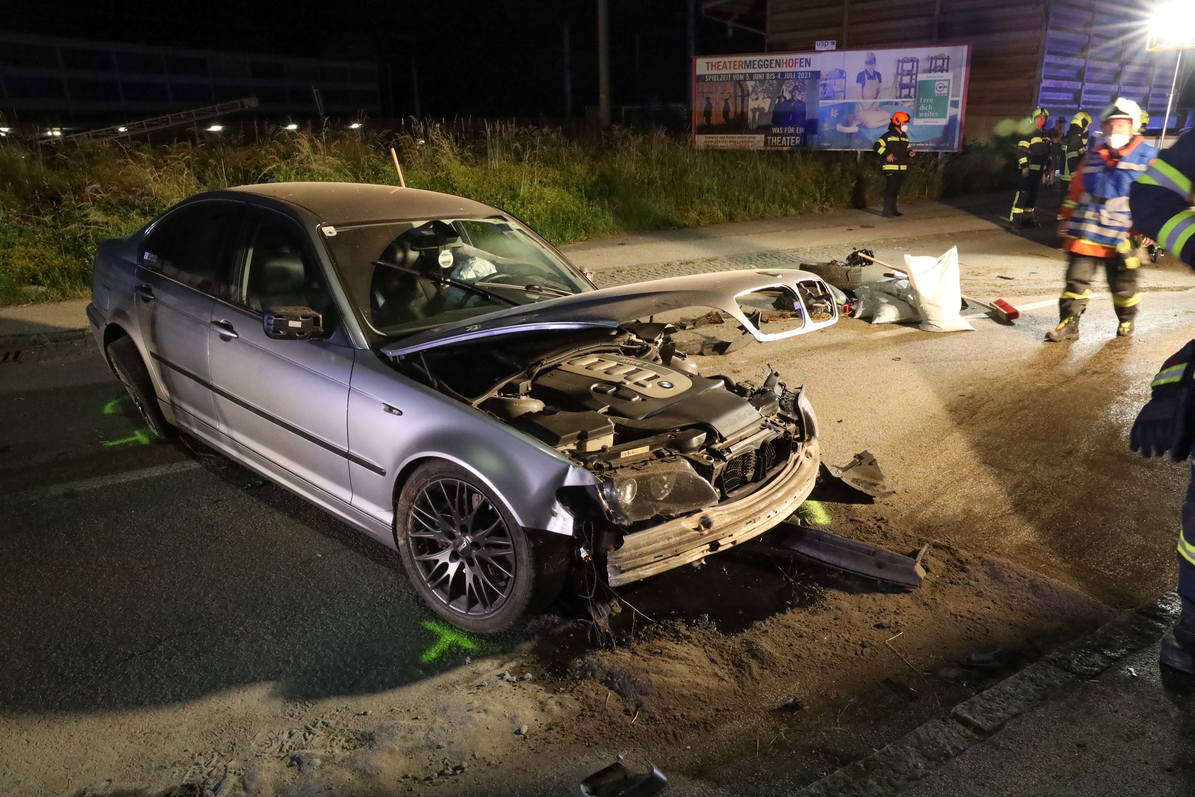 Zwischen Grieskirchen und Bad Schallerbach kam es zu einem schweren Unfall.