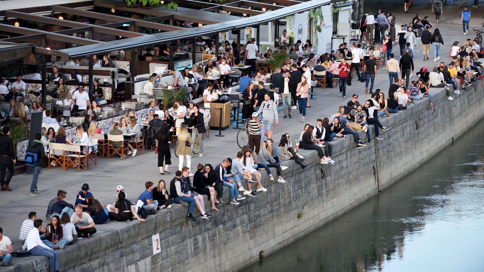 Die Zahl der aktiven Fälle in Wien steigt.