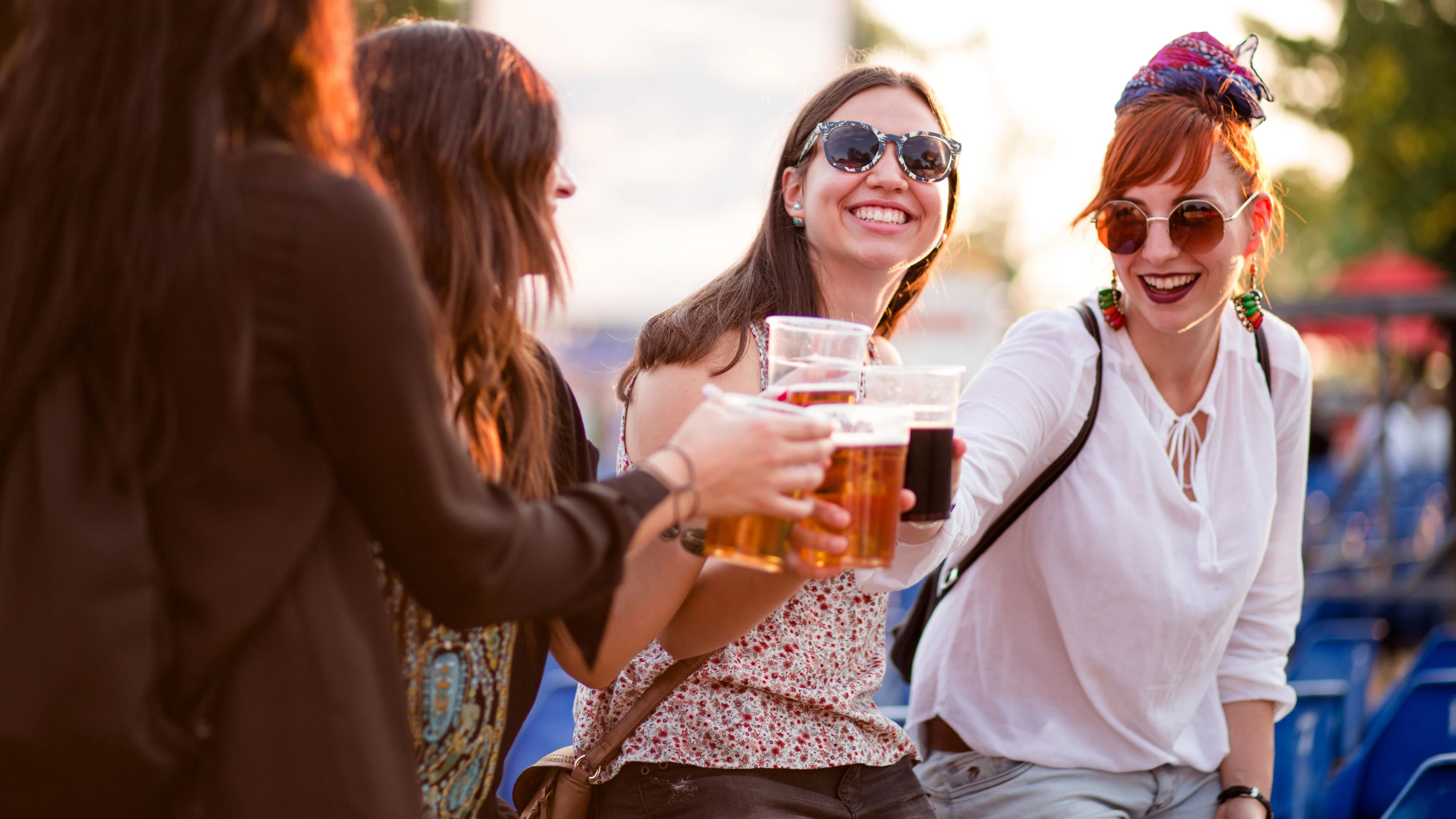 Die WHO empfiehlt "Frauen in gebärfähigem Alter" möglichst keinen Alkohol zu trinken.