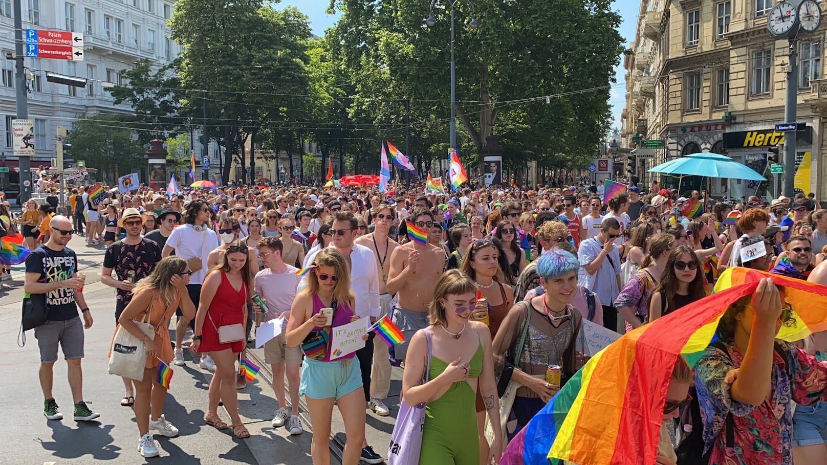 Regenbogenparade 2021 in Wien