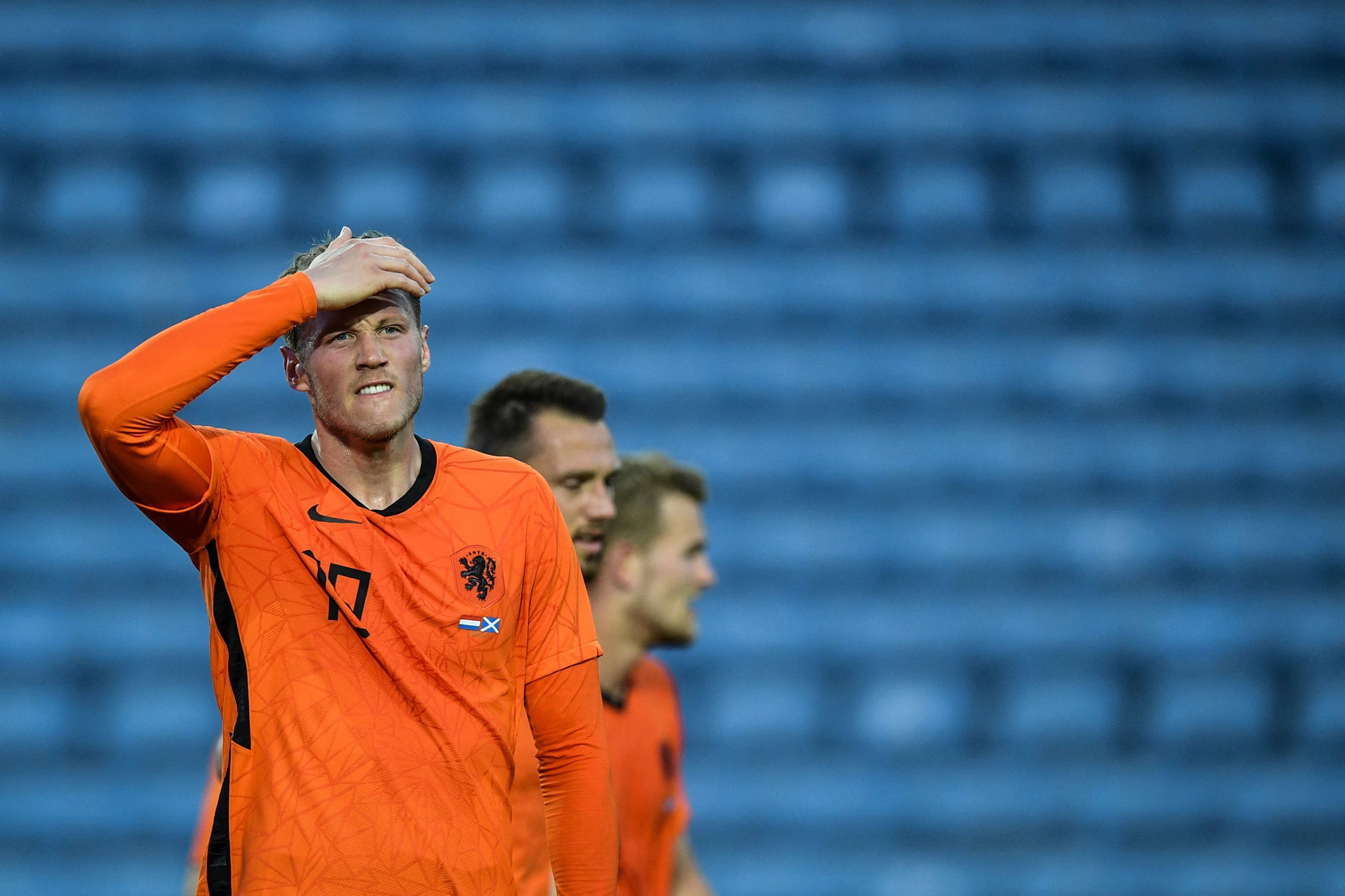 Die Niederlande verlieren gegen Schottland. 
