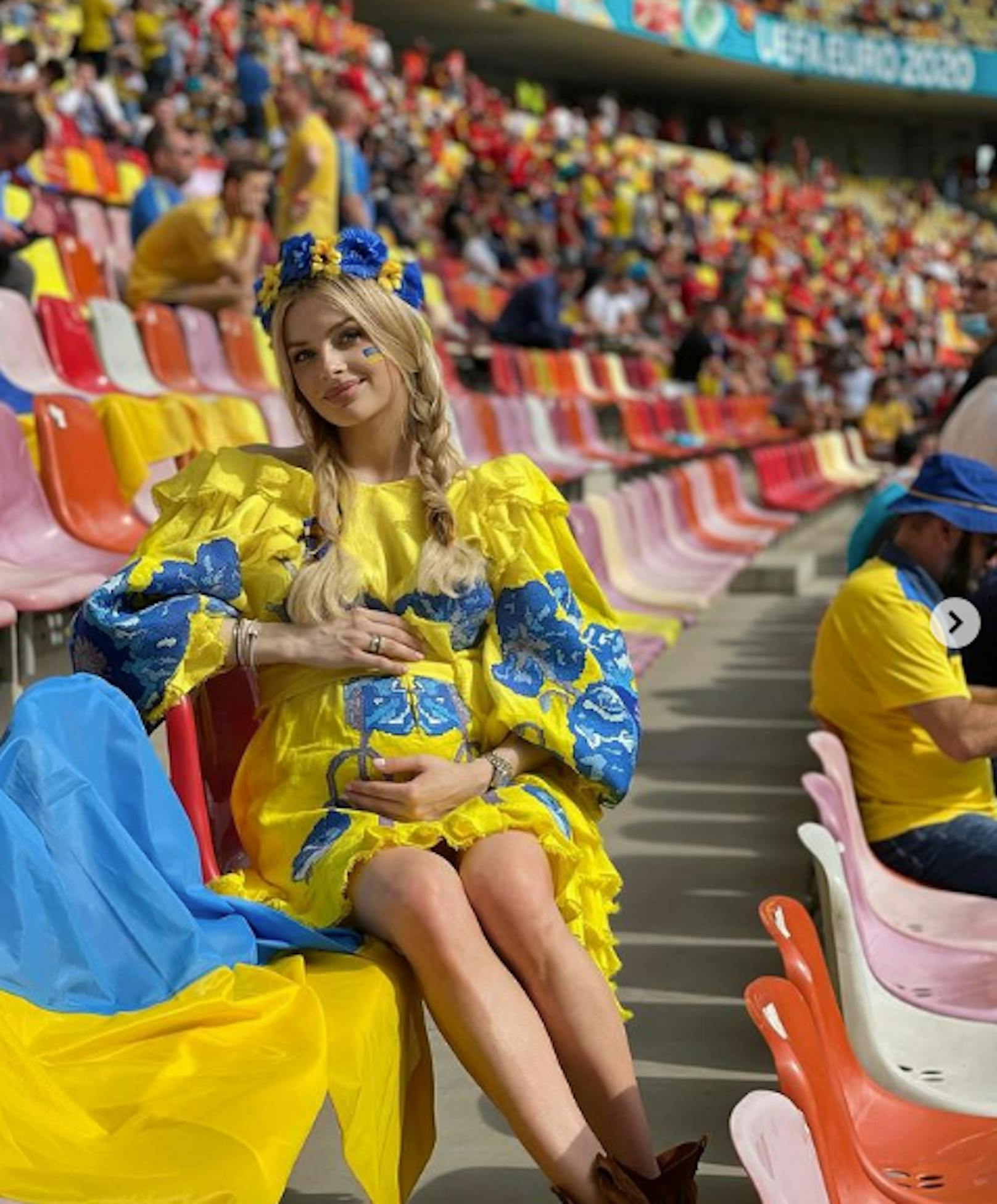 Sie ist Promi-Fan der Ukraine und teilt kräftig aus