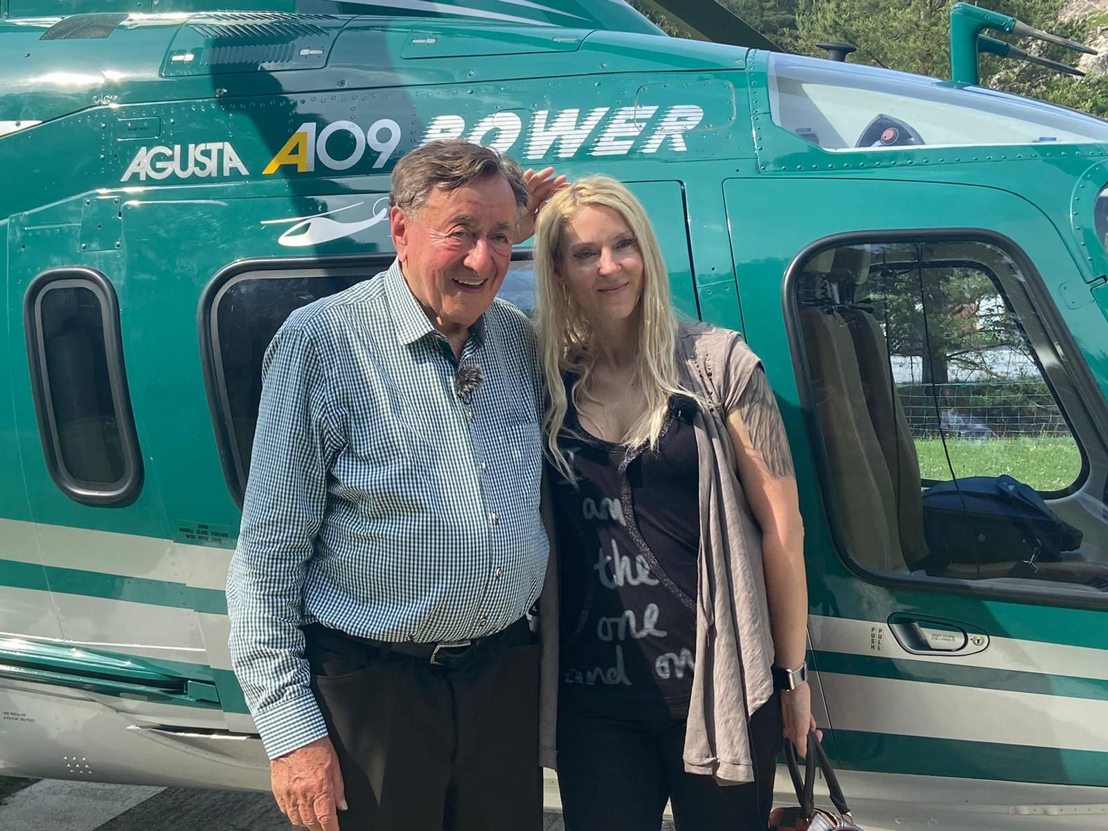 Wenn Richard Lugner (88) das Herz einer Dame erobern möchte, scheut er weder Kosten noch Mühen.