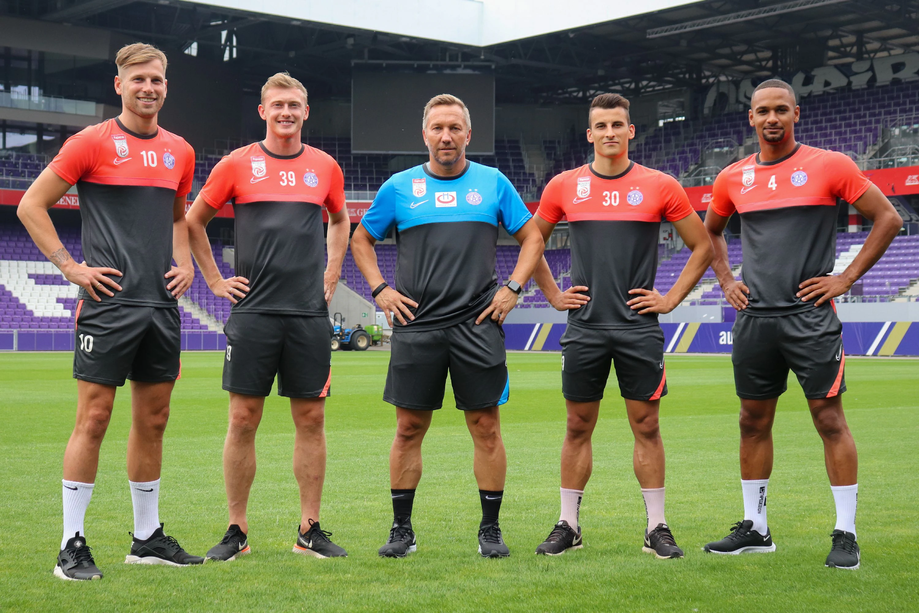 Die Austria meldet zum Trainingsstart zwei Verlängerungen und zwei Neuzugänge. 