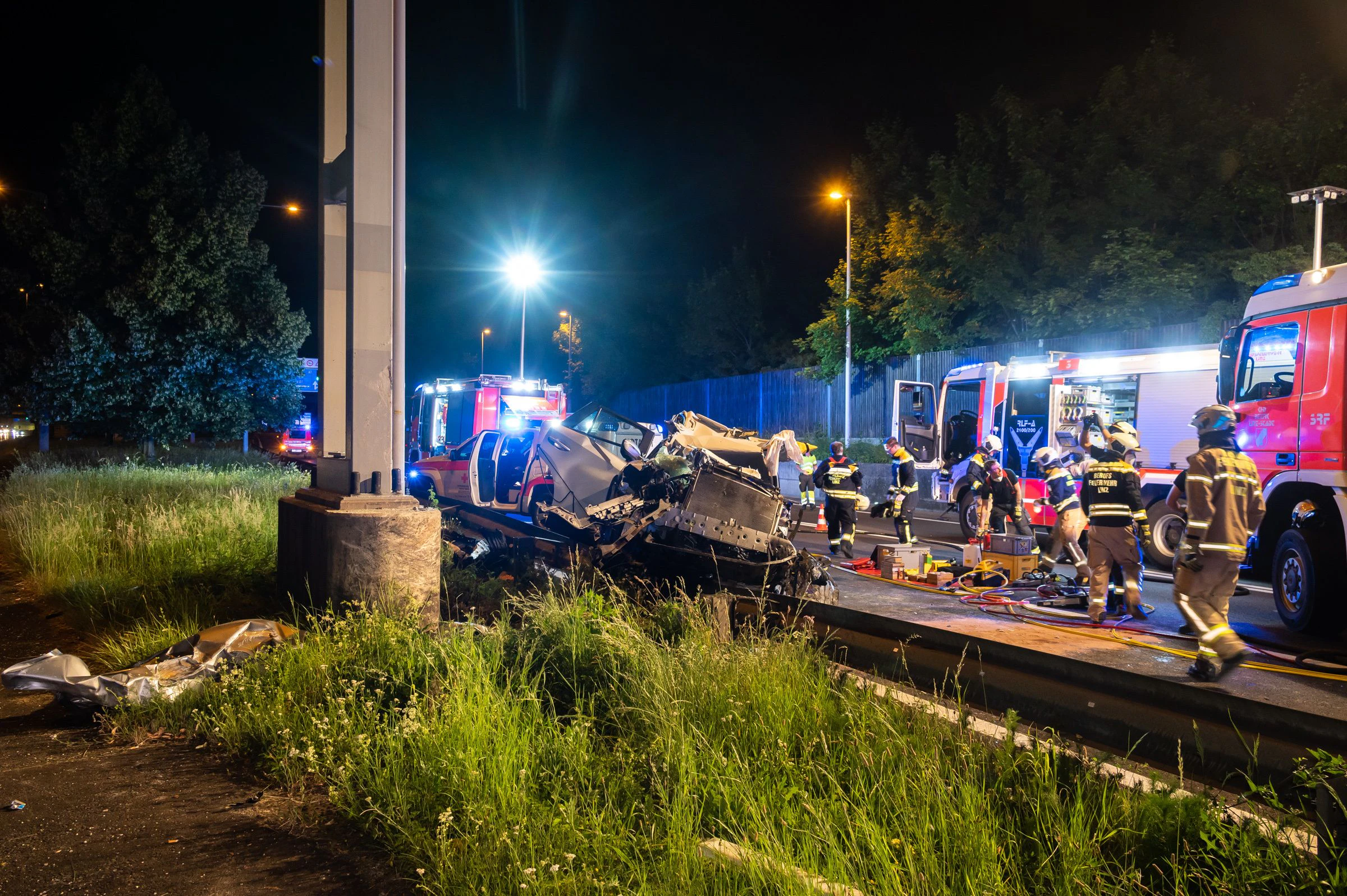 Der Lenker starb bei dem Unfall auf der A7.