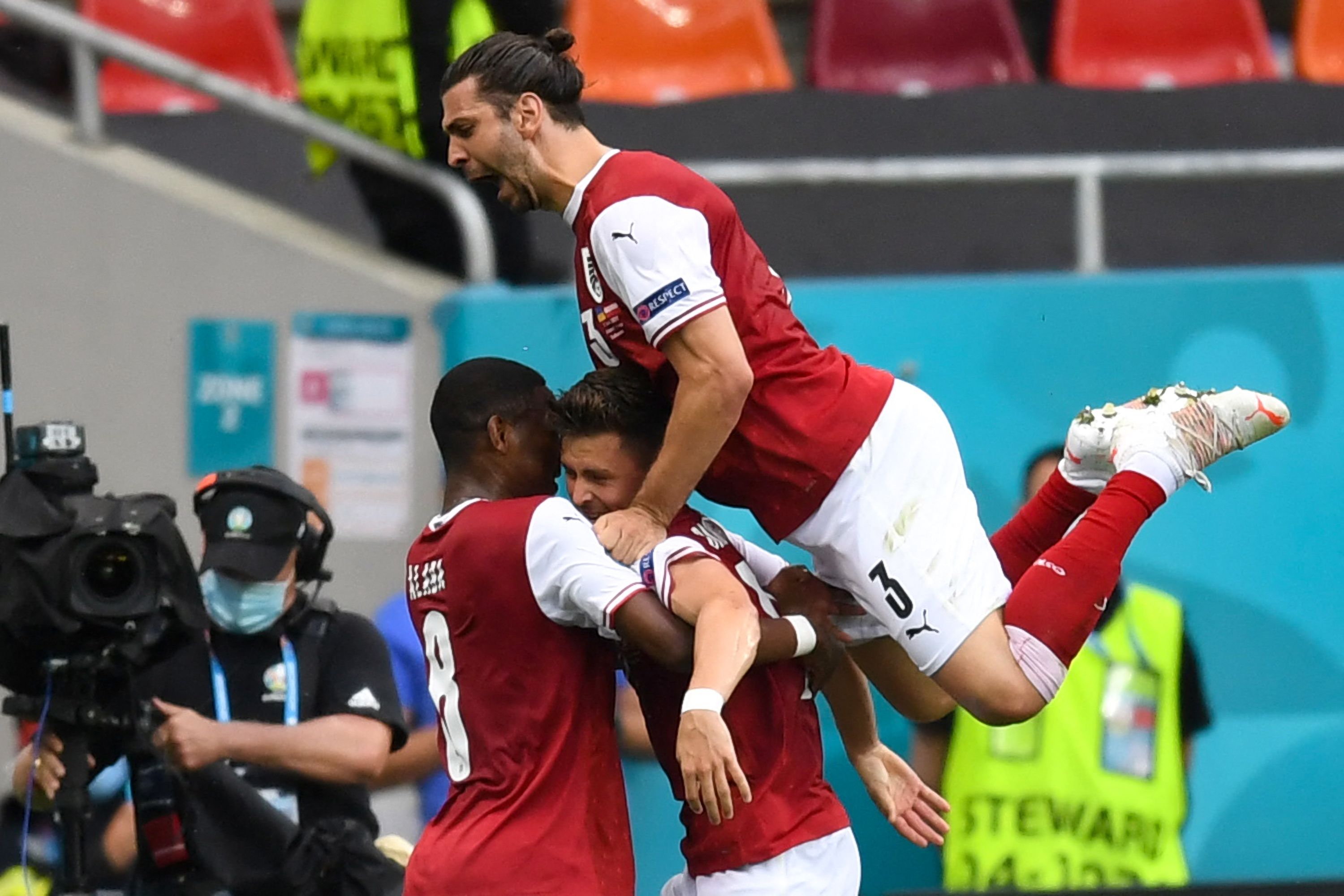 Österreich feiert den Aufstieg. 