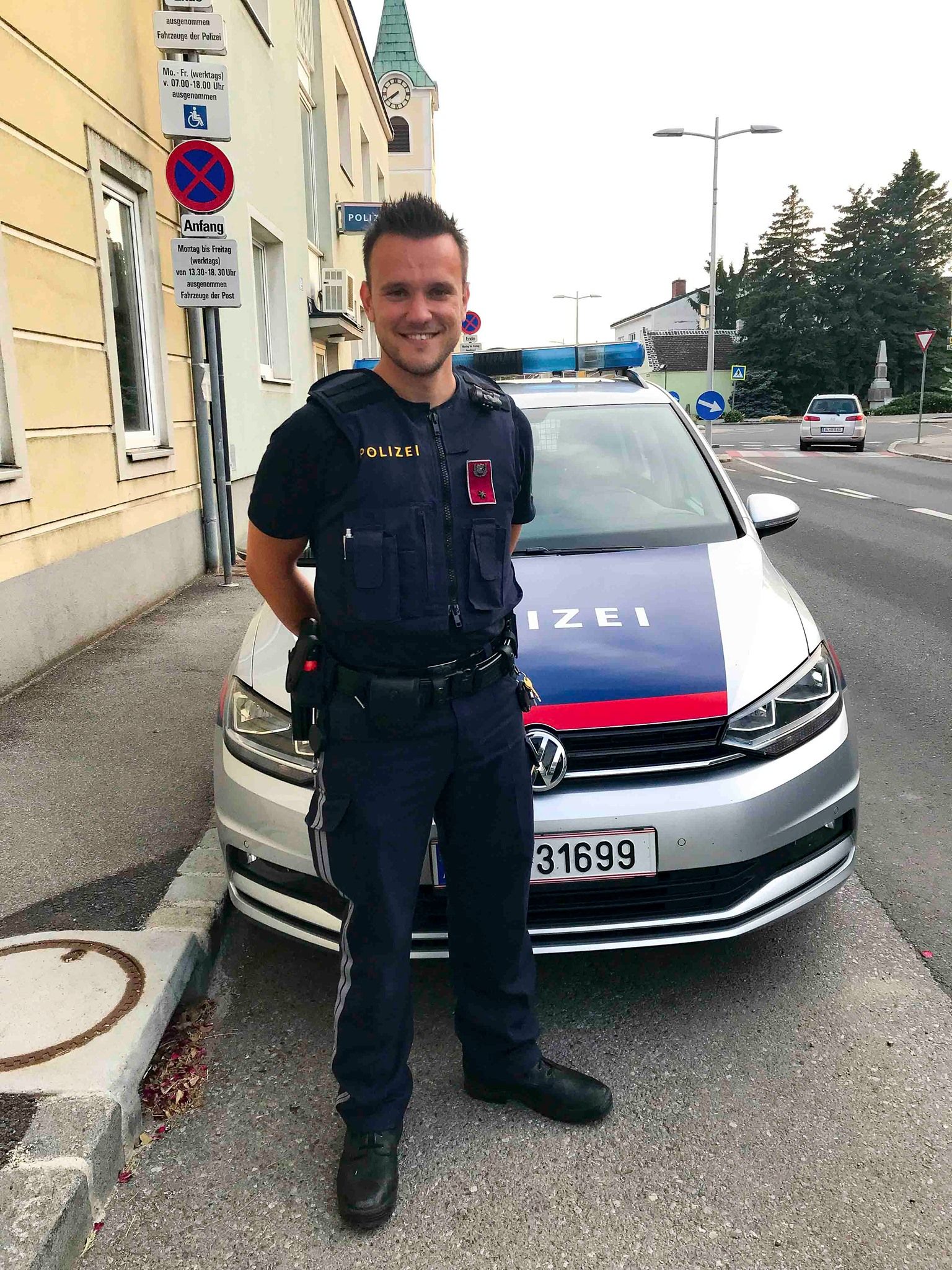 Nachbar und Polizist Patrick rettete der Frau das Leben.