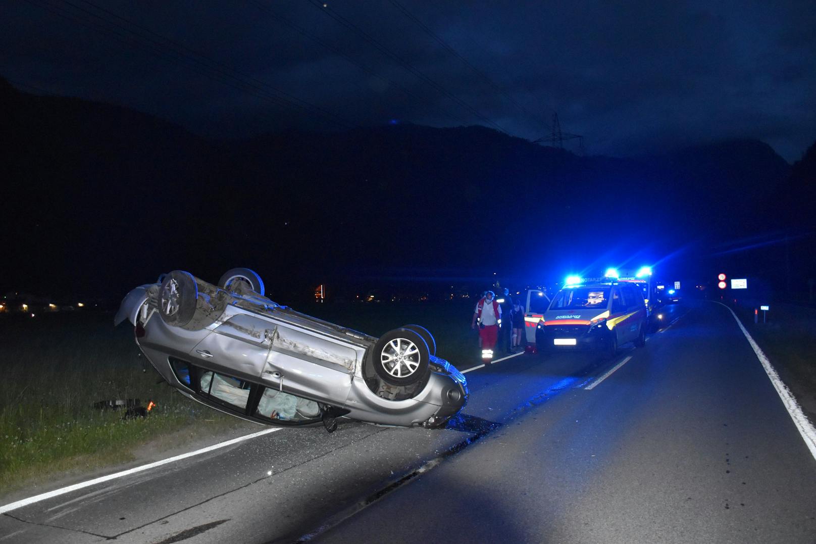 Bei dem Crash auf der&nbsp;Zillertalstraße (B169) in Mayrhofen wurden drei Personen verletzt.