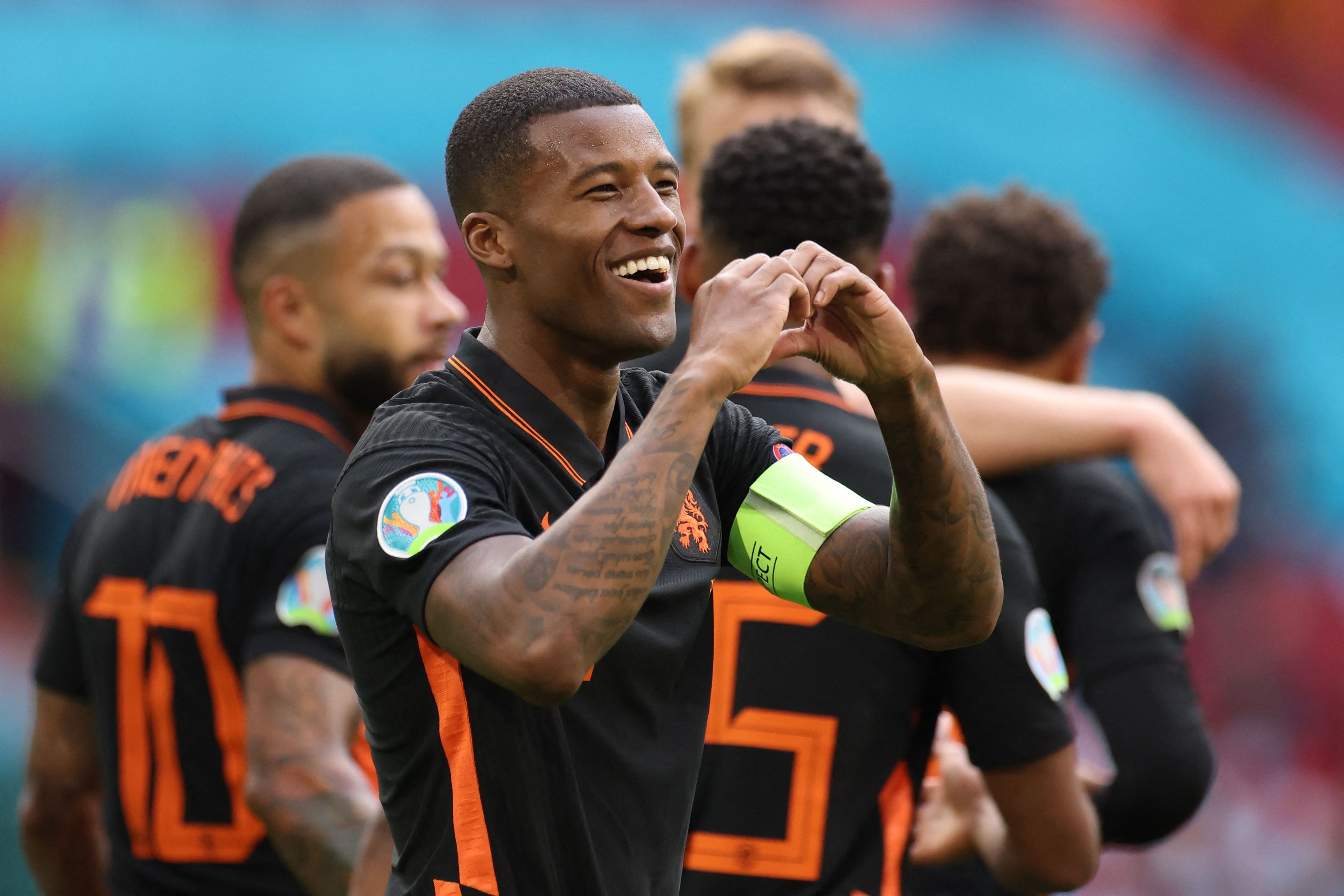 Georginio Wijnaldum will ein Zeichen für die Liebe setzen.
