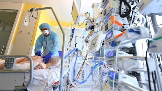 Ein Patient auf der Intensivstation des Universitätsklinikums Tulln (Archivfoto)