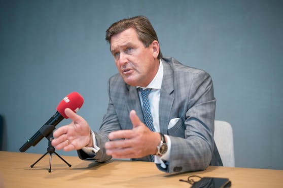 Wirtschaftsstadtrat Peter Hanke (SPÖ) präsentiert im Rahmen der Klubtagung einen 5-Punkte-Plan gegen den Fachkräftemangel.