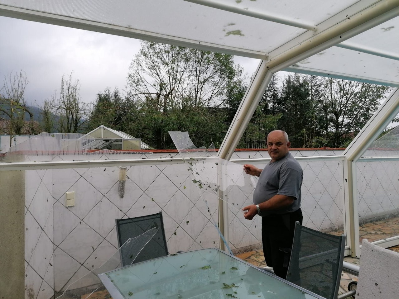 Heute.at - Hagel zerstörte mein Haus, 100.000 Euro Schaden