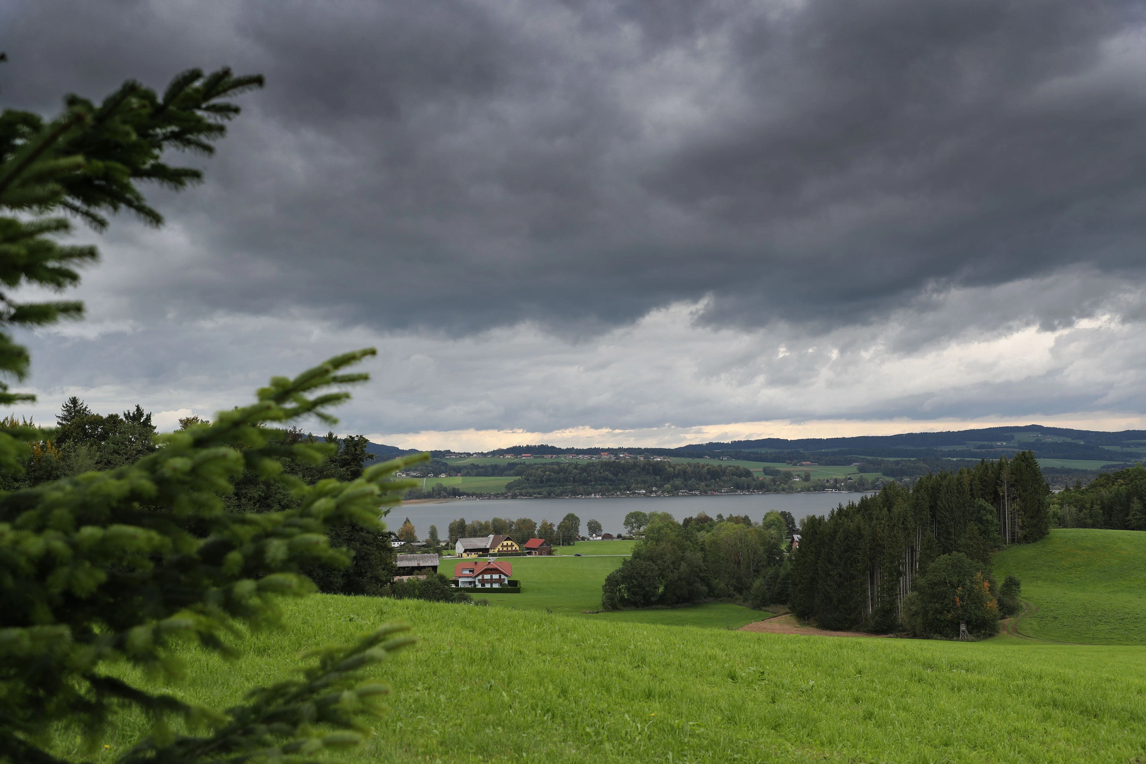 Gewitter über dem Wallersee