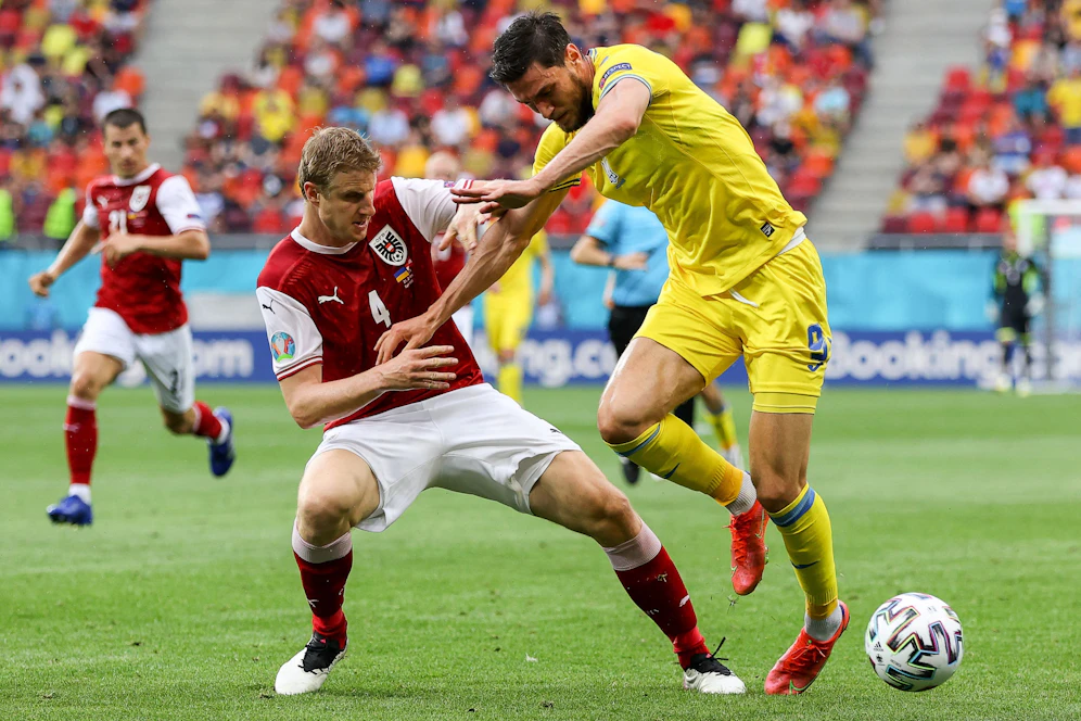 Martin Hinteregger lieferte gegen die Ukraine eine starke Leistung ab.