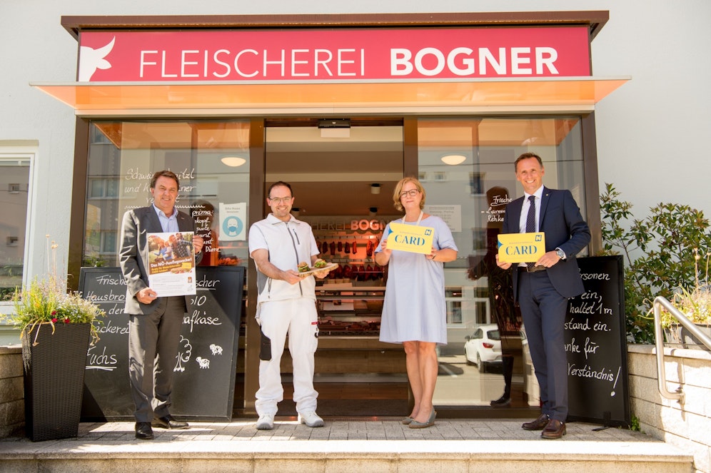 Wolfgang Ecker – Präsident der Wirtschaftskammer NÖ, Michael Bogner - Fleischermeister Fleischerei Bogner, Marion Boda – Geschäftsführerin der Niederösterreich CARD, Wirtschafts- und Tourismuslandesrat Jochen Danninger.