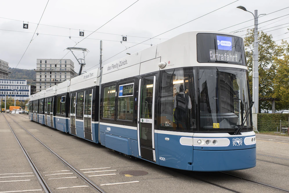 In Zürich ist es zu einem bedenklichen Vorfall in einer Straßenbahn gekommen. Symbolbild. 
