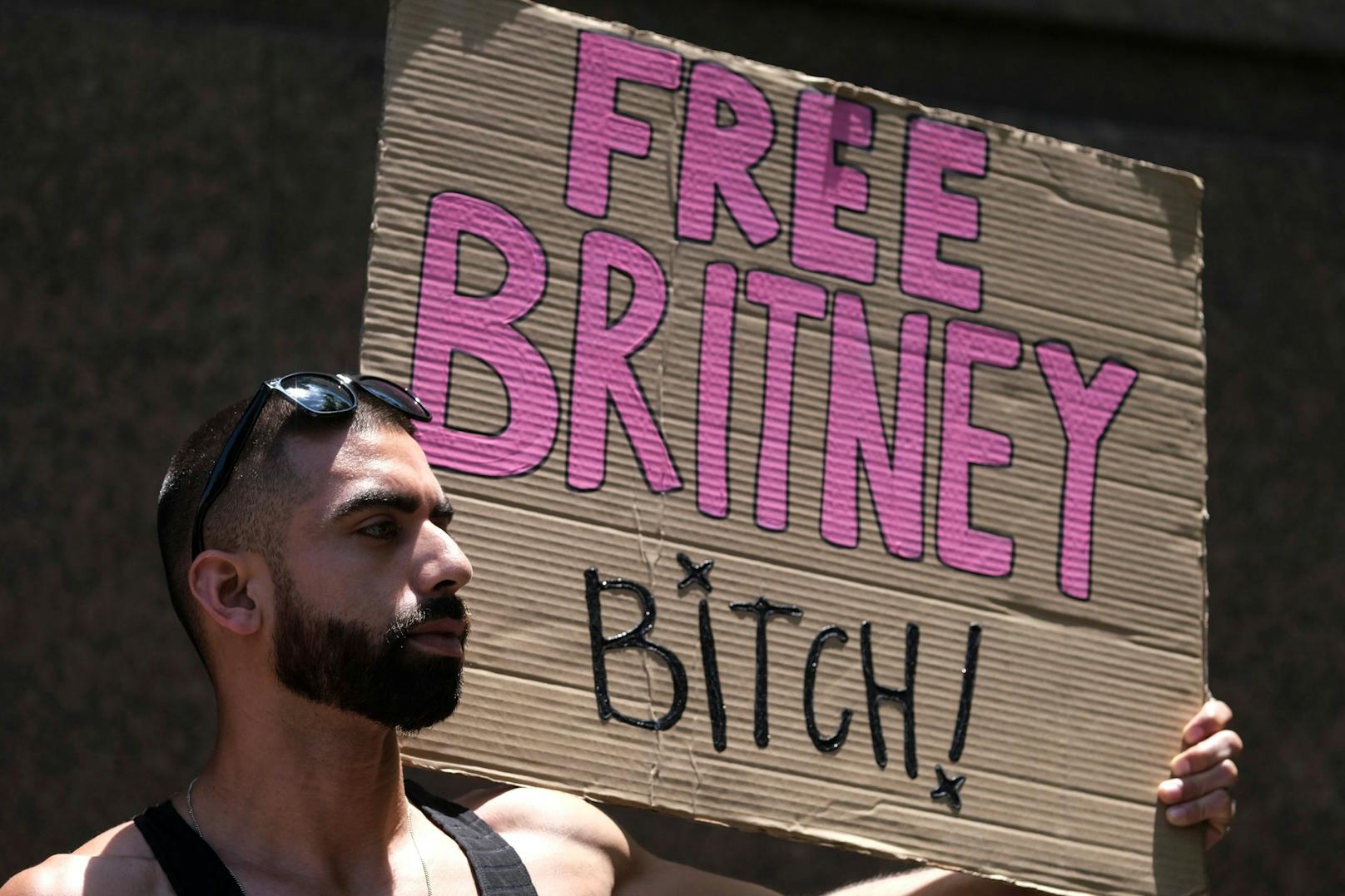 Free Britney Spears, Vor dem Gerichtsaal in Los Angeles kämpfen Britneys Fans für das Ende ihrer Vormundschaft