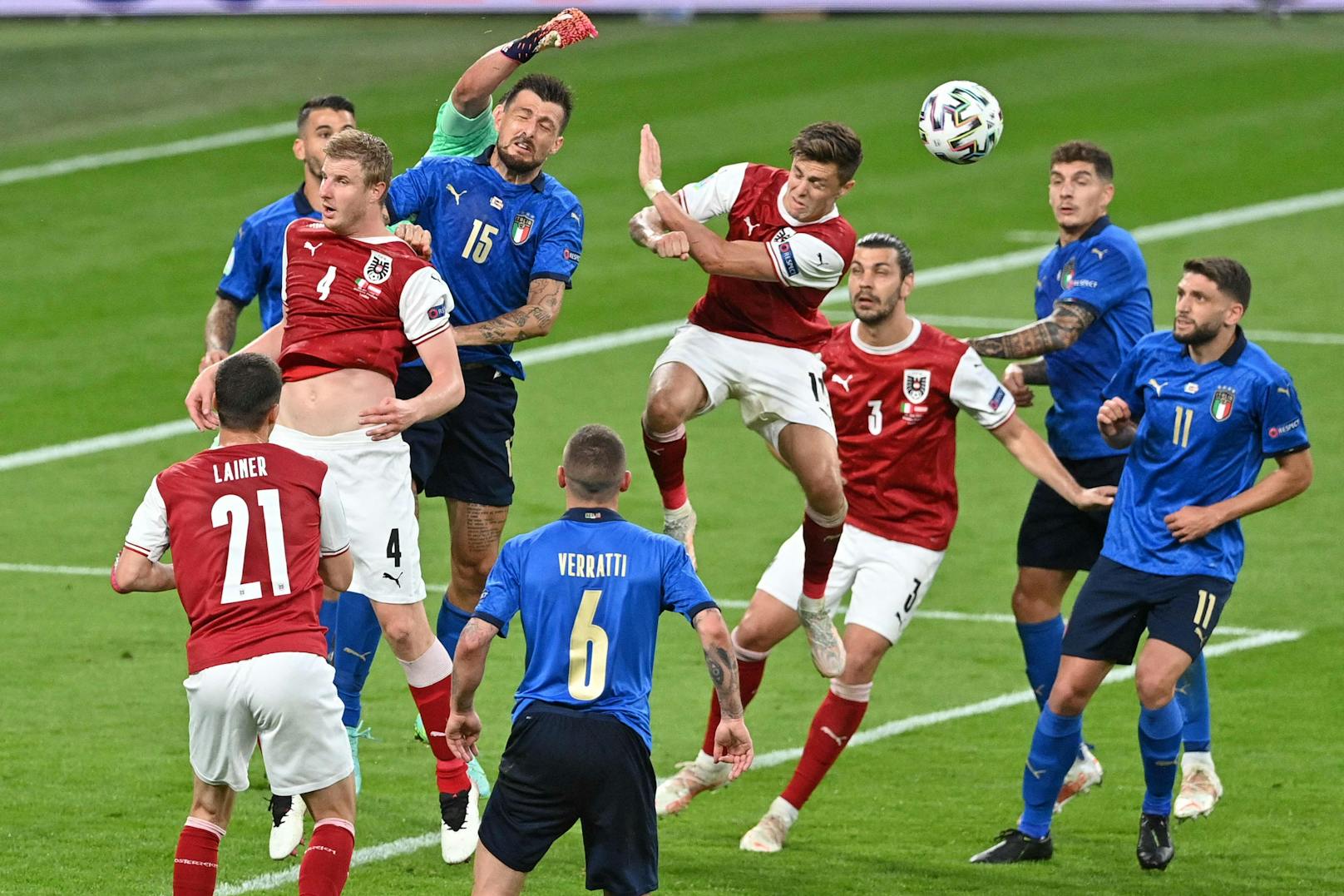 Eine unglaublich starke Leistung gegen Italien reichte knapp nicht für den Aufstieg ins Viertelfinale. Wir haben die ÖFB-Stars in der Einzelkritik
