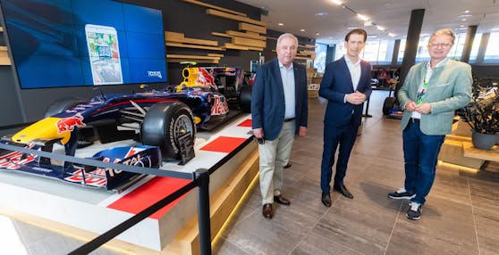 Spielberg: vlrn.: Landeshauptmann Hermann Schützenhöfer (ÖVP), Bundeskanzler Sebastian Kurz (ÖVP) und Sport-Landesrat Christopher Drexler (ÖVP) am Sonntag, 27. Juni 2021, vor Beginn des Formel 1-GP.