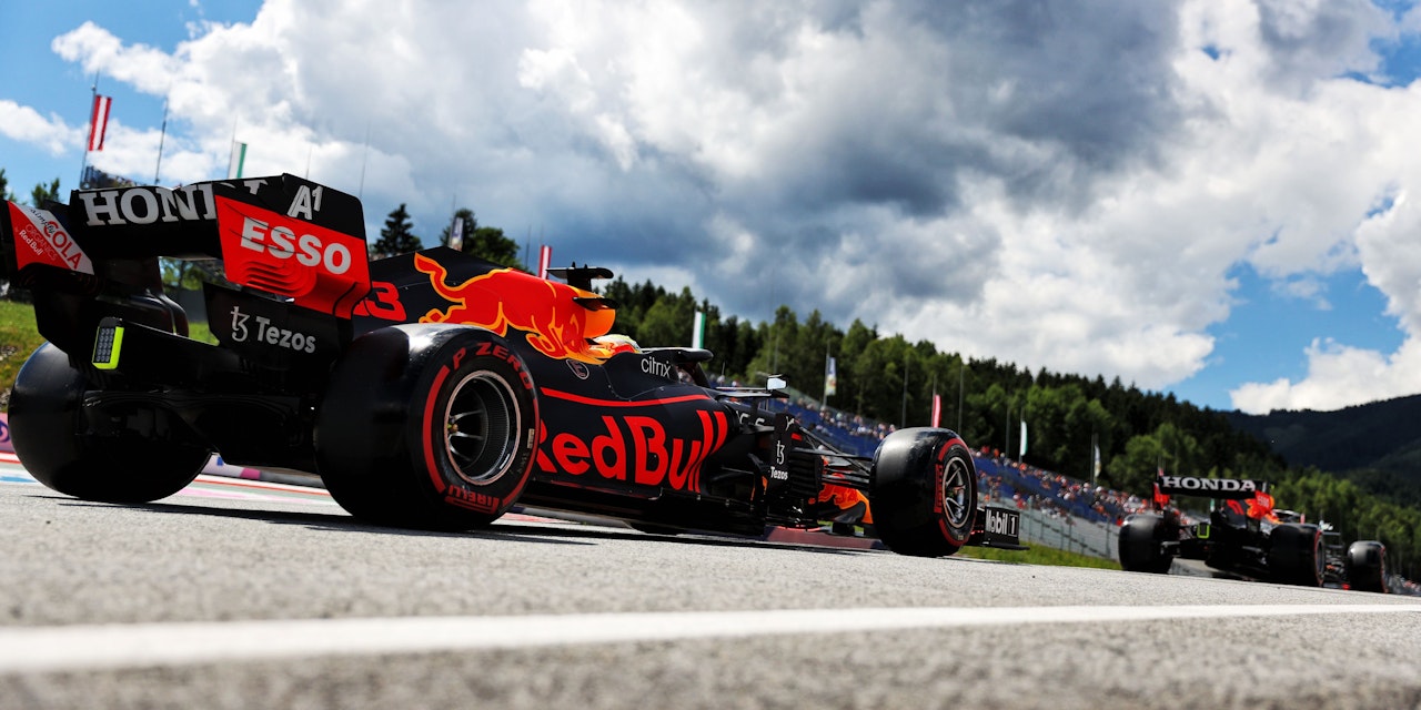 Jetzt LIVE: Hamilton jagt in Spielberg Verstappen - Formel ...