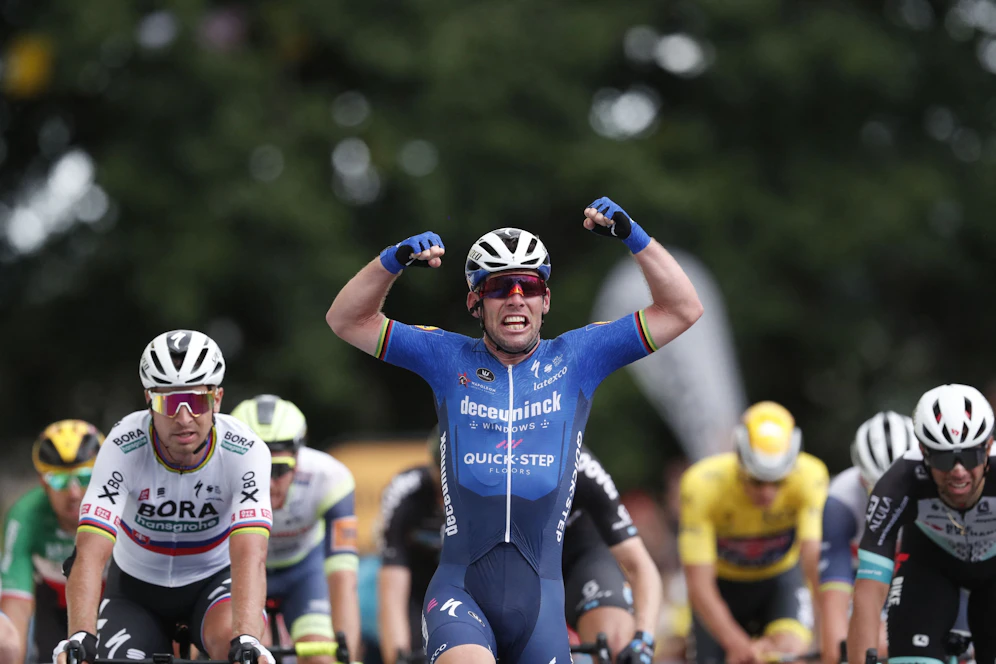 Mark Cavendish sprintet zum Etappensieg. 