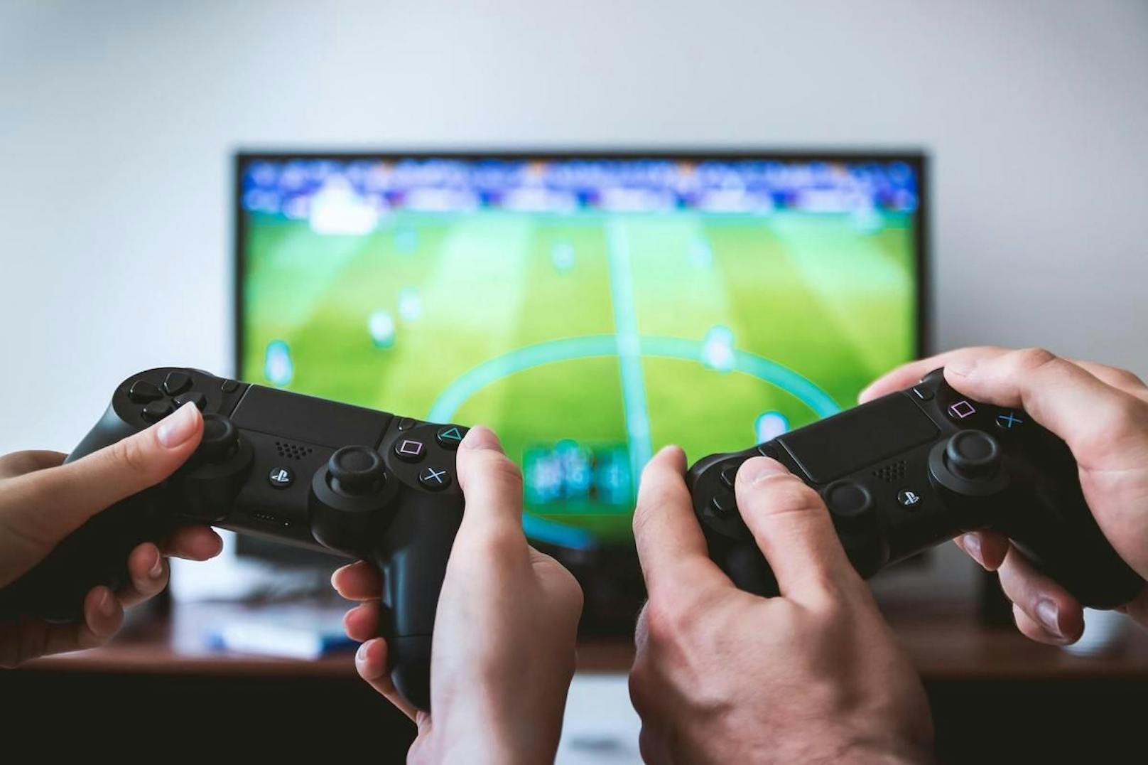 Electronic Arts steckt hinter zahlreichen Spielen, darunter dem Fußball-Game "Fifa 21".