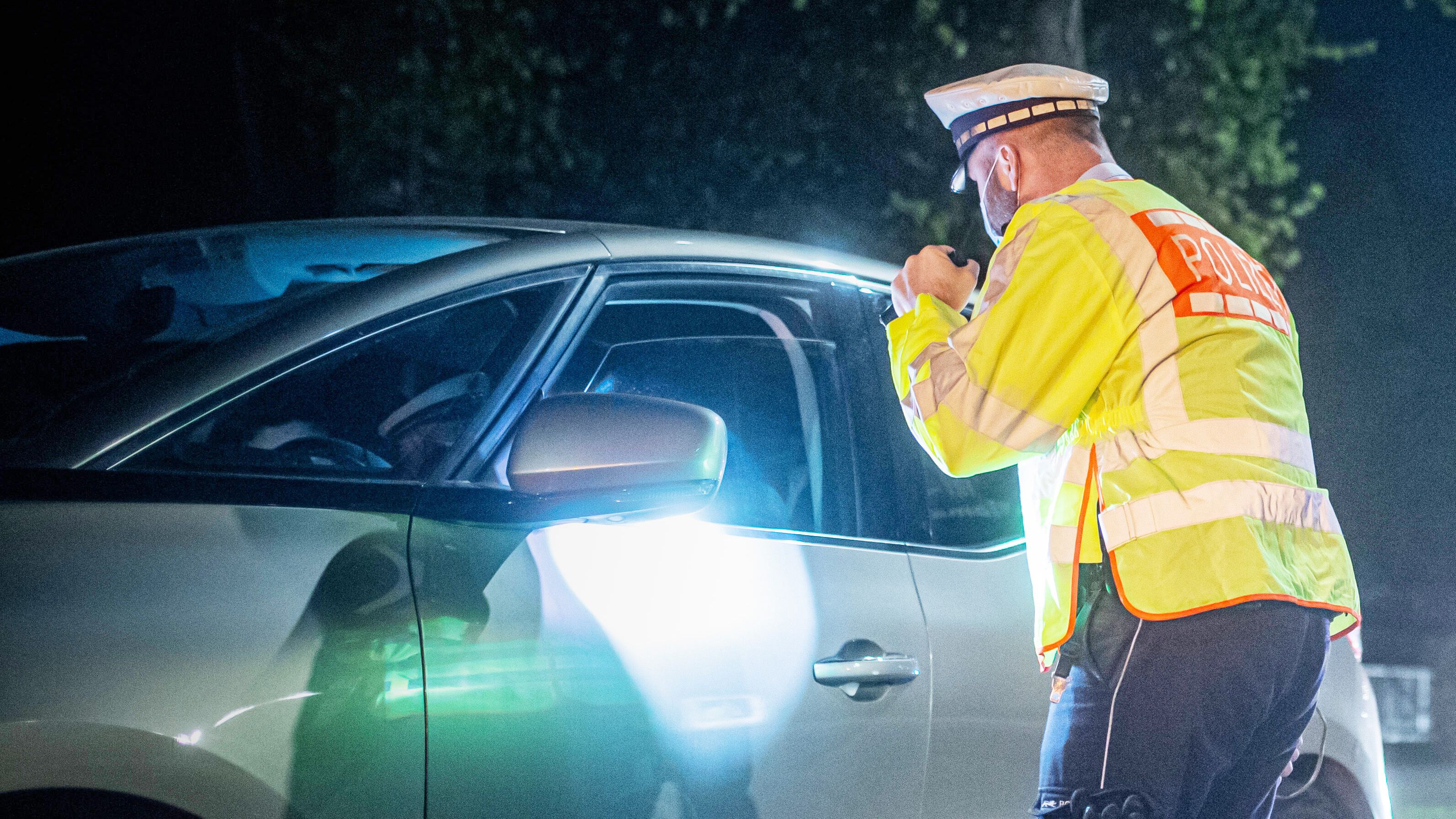 Polizeikontrolle (Symbolbild)