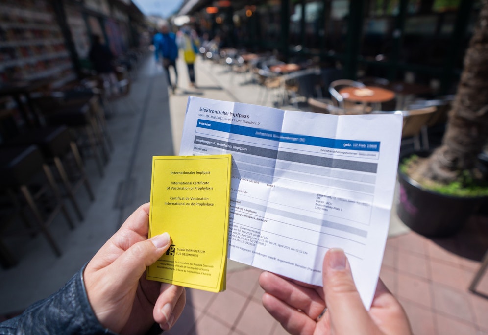 2G-Kontrollen sorgen in der Nachtgastronomie für Unmut.