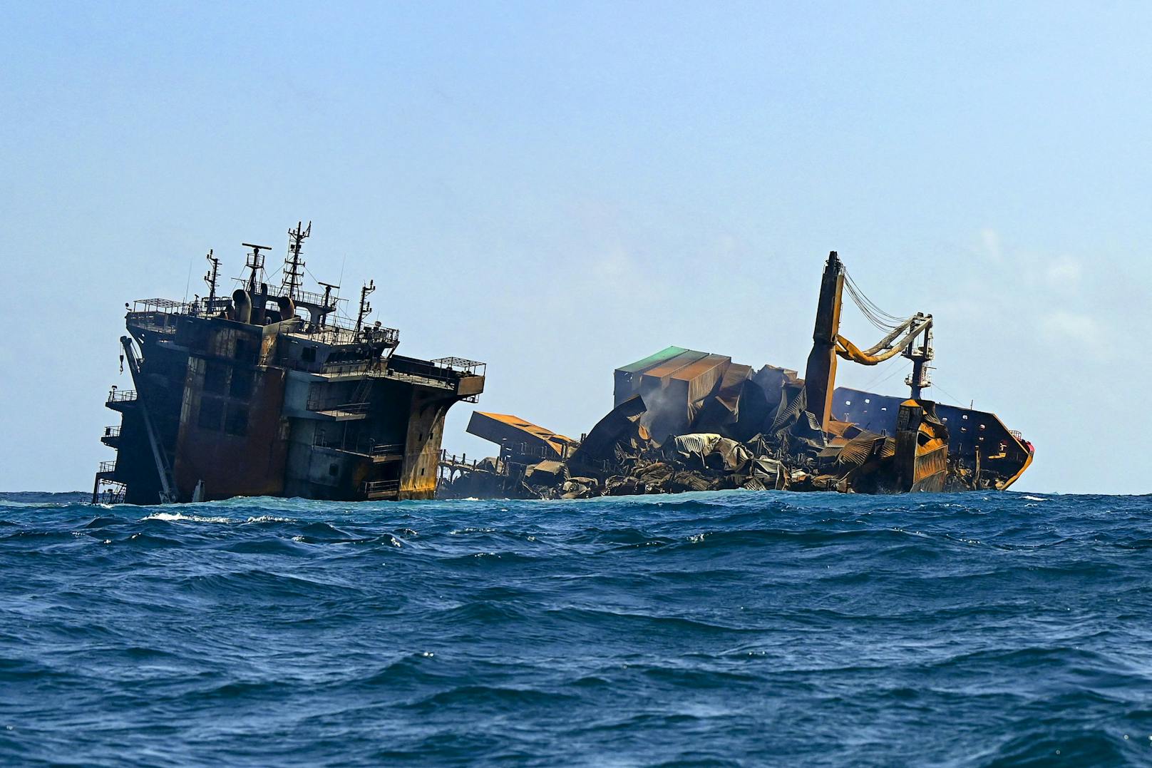 Das Schiff verunreinigte das Wasser und 80 Kilometer Strand.