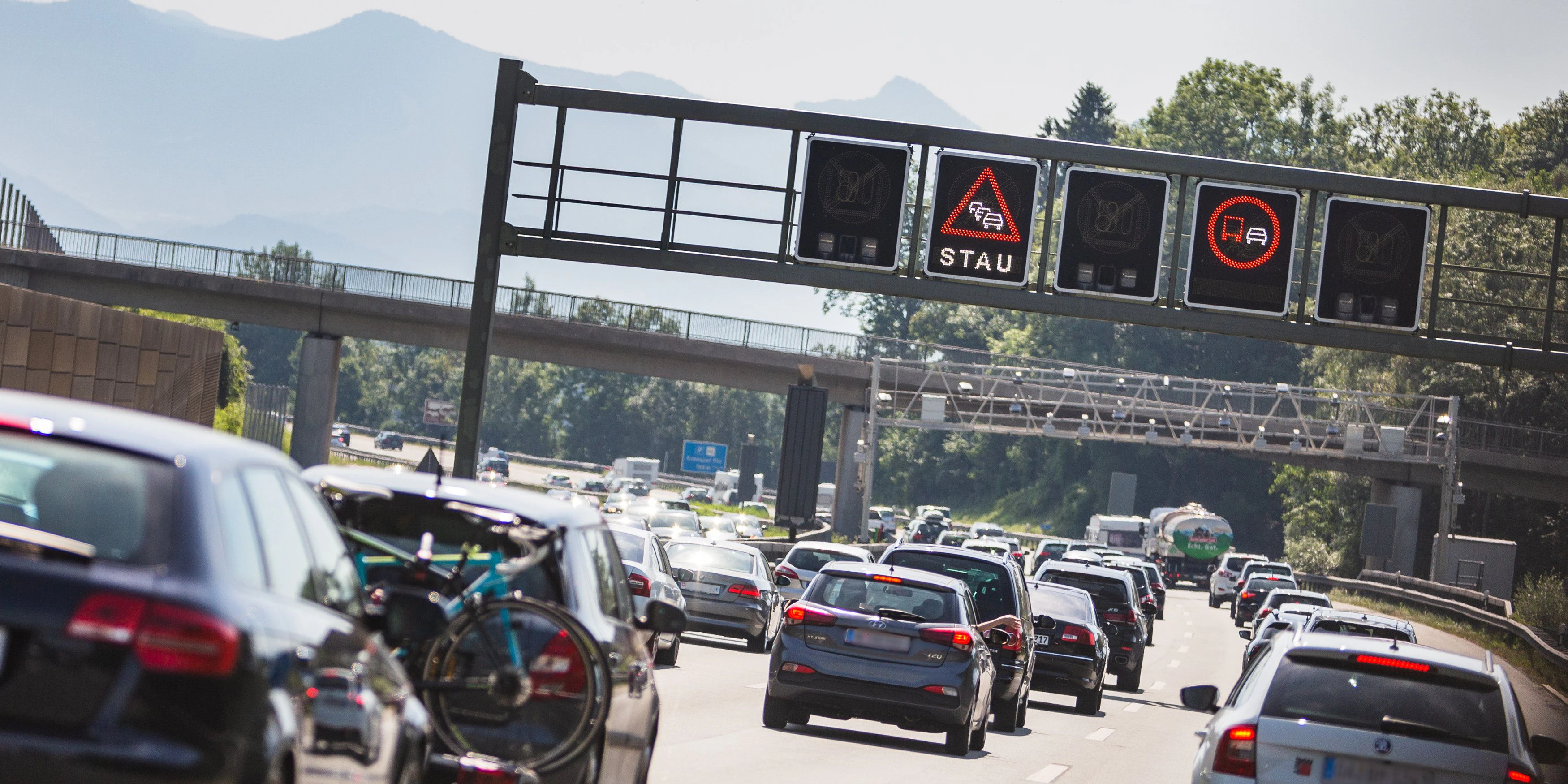 In Österreich kommt es am verlängerten Wochenende wohl vermehrt zu Staus. Symbolbild. 