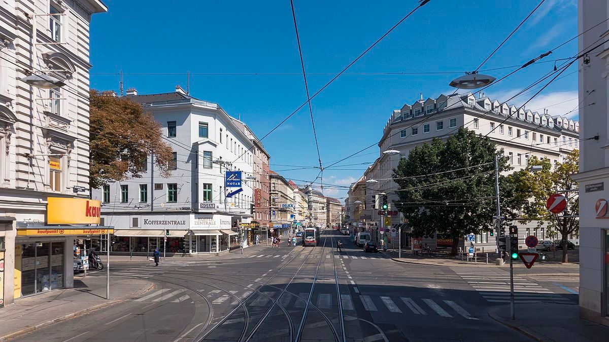 Eine Bürgerinitiative will die Wallensteinstraße in der Brigittenau mit Verkehrsberuhigung und Begrünung wieder lebenswerter machen. Mit einer Anrainerumfrage suchen sie dafür nach Unterstützung bei der lokalen Bevölkerung.