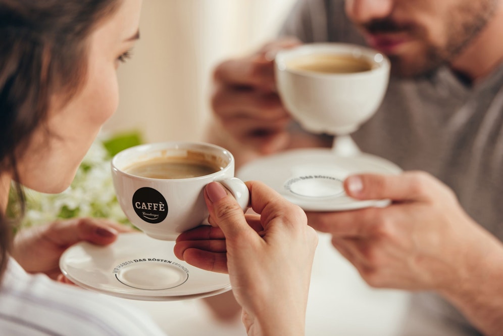 Experten warnen, dass der Kaffeepreis demnächst dramatisch ansteigen könnte. Der Grund ist eine durch die Pandemie verursachte Produktionskrise.