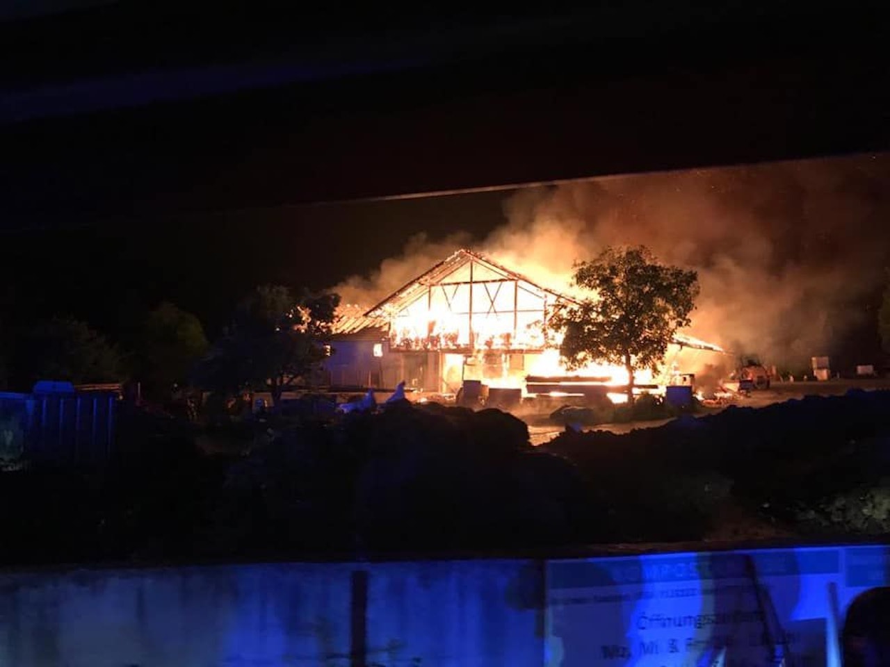 Heute.at - Bauernhof in Flammen - 100 Hühner verendeten qualvoll