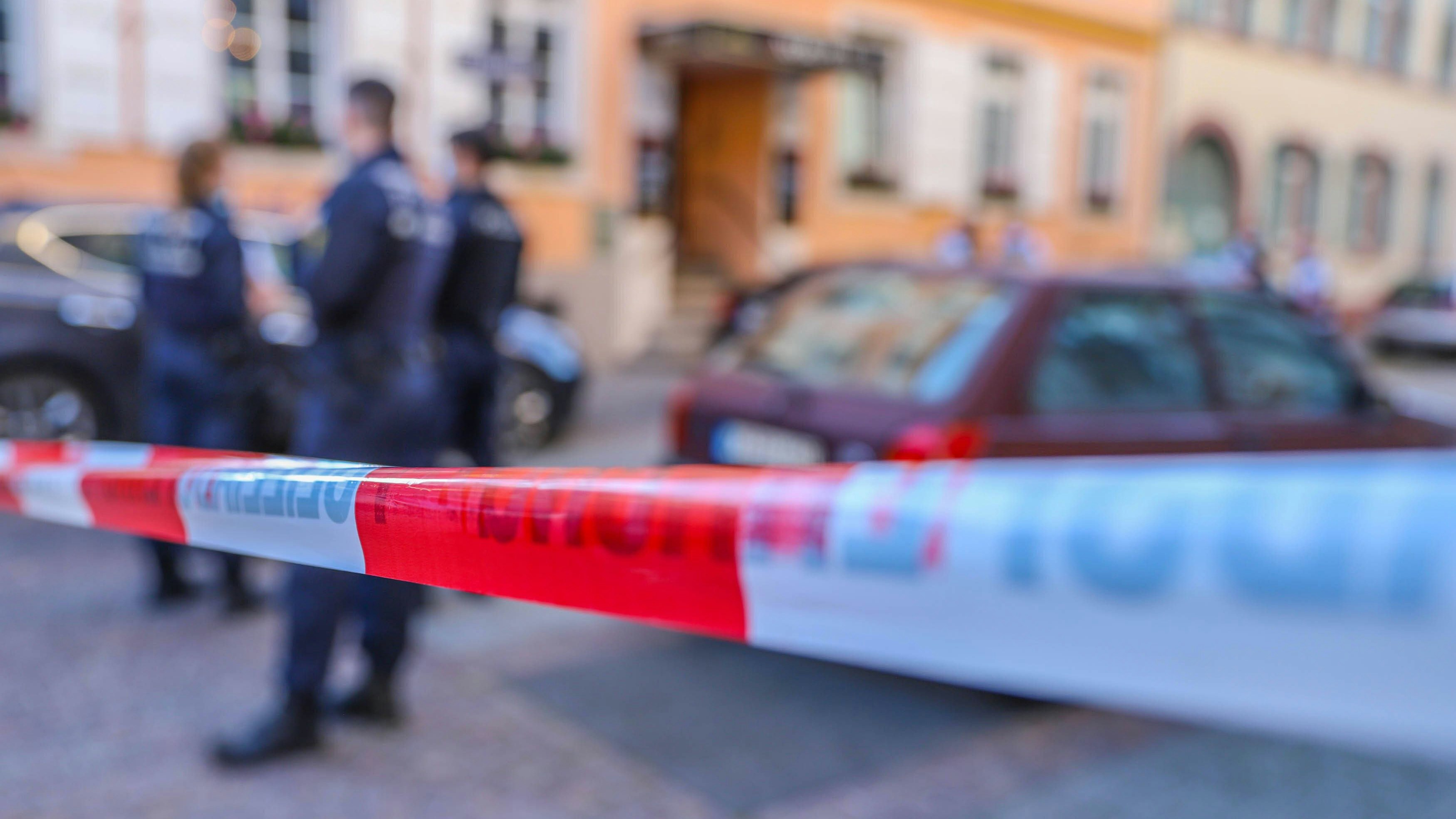Polizei, Unfall, Absperrung