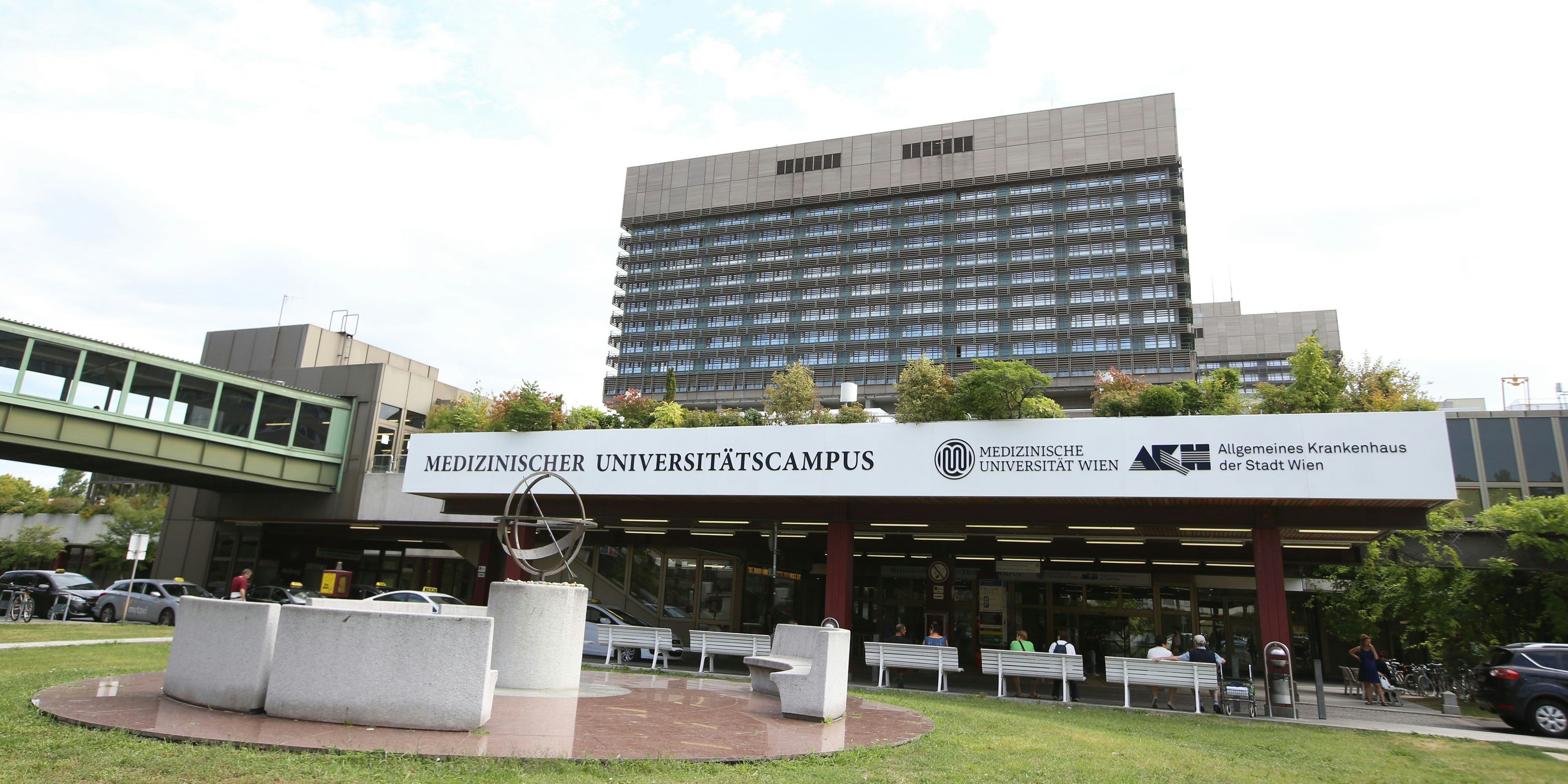 Der Arzt ist am Wiener AKH tätig.