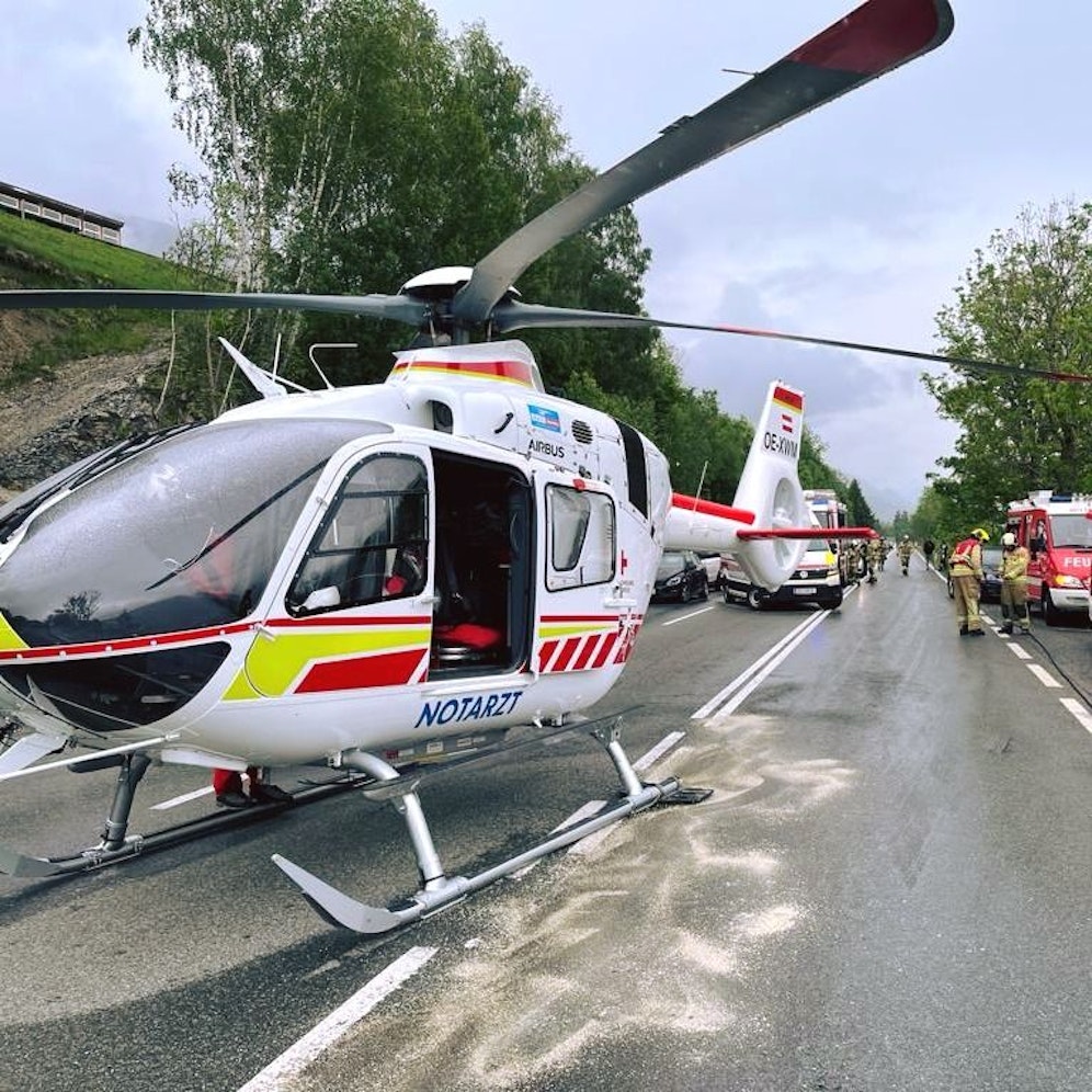 Die Einsatzkräfte konnten nur noch den Tod des 56-Jährigen feststellen.