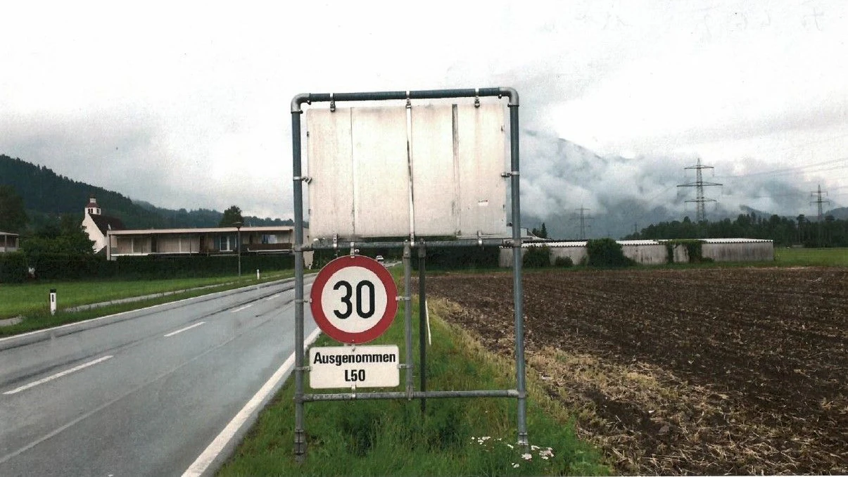 Die Ortstafel der Gemeinde Bludesch wurde gestohlen.