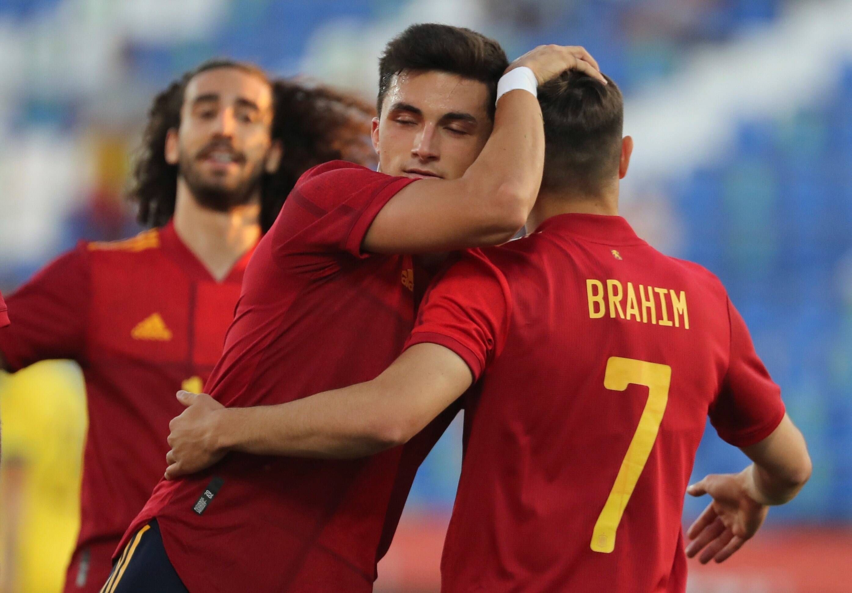 Brahim Diaz bejubelt seinen Treffer. 