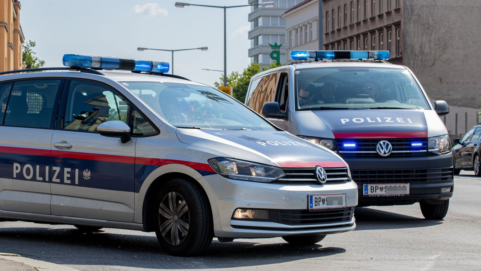 Ermittler des Landeskriminalamts verhinderten am Dienstagabend zuerst einen geplanten Raub in Wien-Favoriten, danach crashten sie eine "Heroinparty". (Symbolfoto)