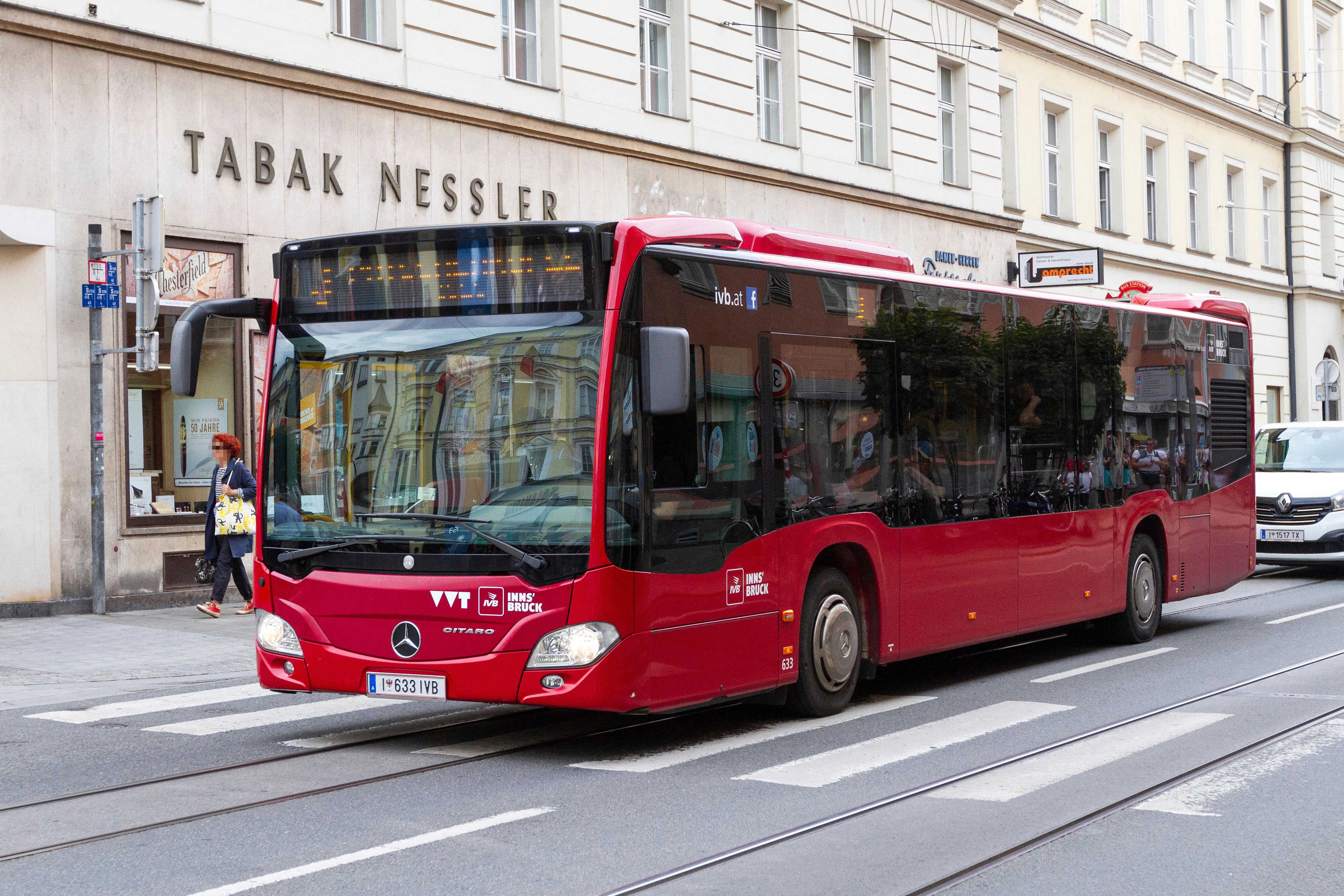 Download von www.picturedesk.com am 08.06.2021 (12:11).  Bus, Innsbrucker Verkehrsbetriebe - 20190810_PD15566 - Rechteinfo: Rights Managed (RM)