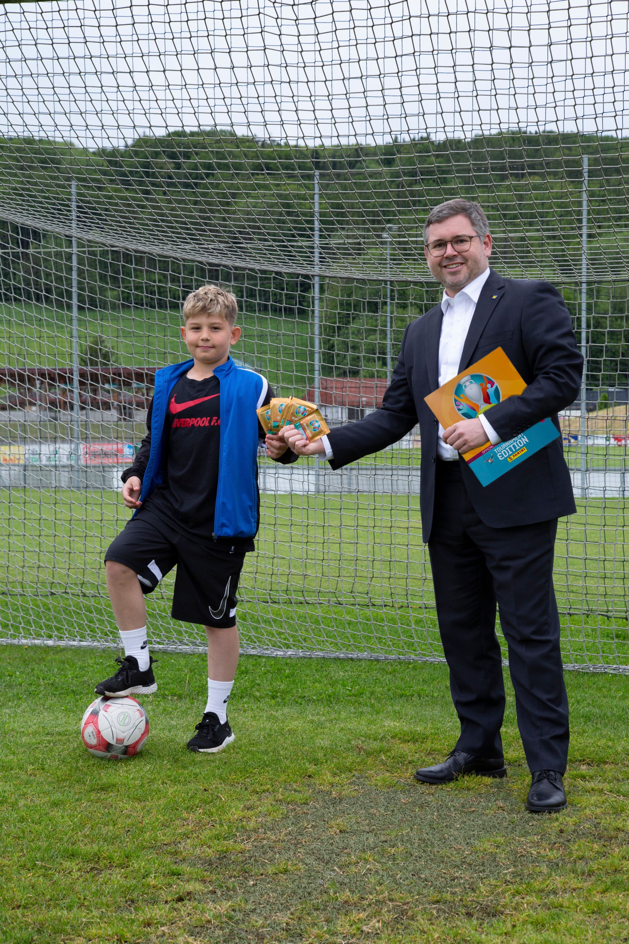 Timon Schrattenholzer und Landesrat Ludwig Schleritzko