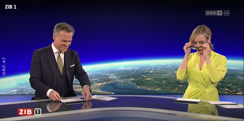 Nadja Bernhard musste ihr Brille suchen.