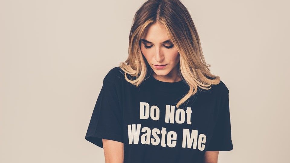 Die Modekollektion besteht aus 70 verschiedenen Teilen für Männer und Frauen.