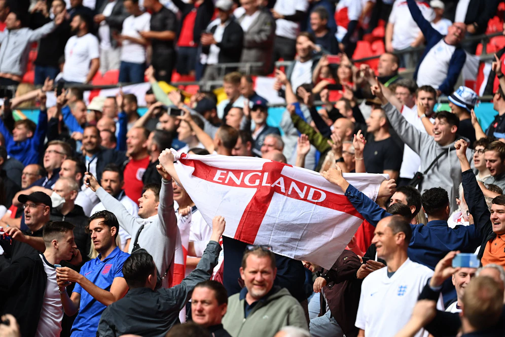 Englische Fans dürfen nicht ins Römer Olympiastadion. 