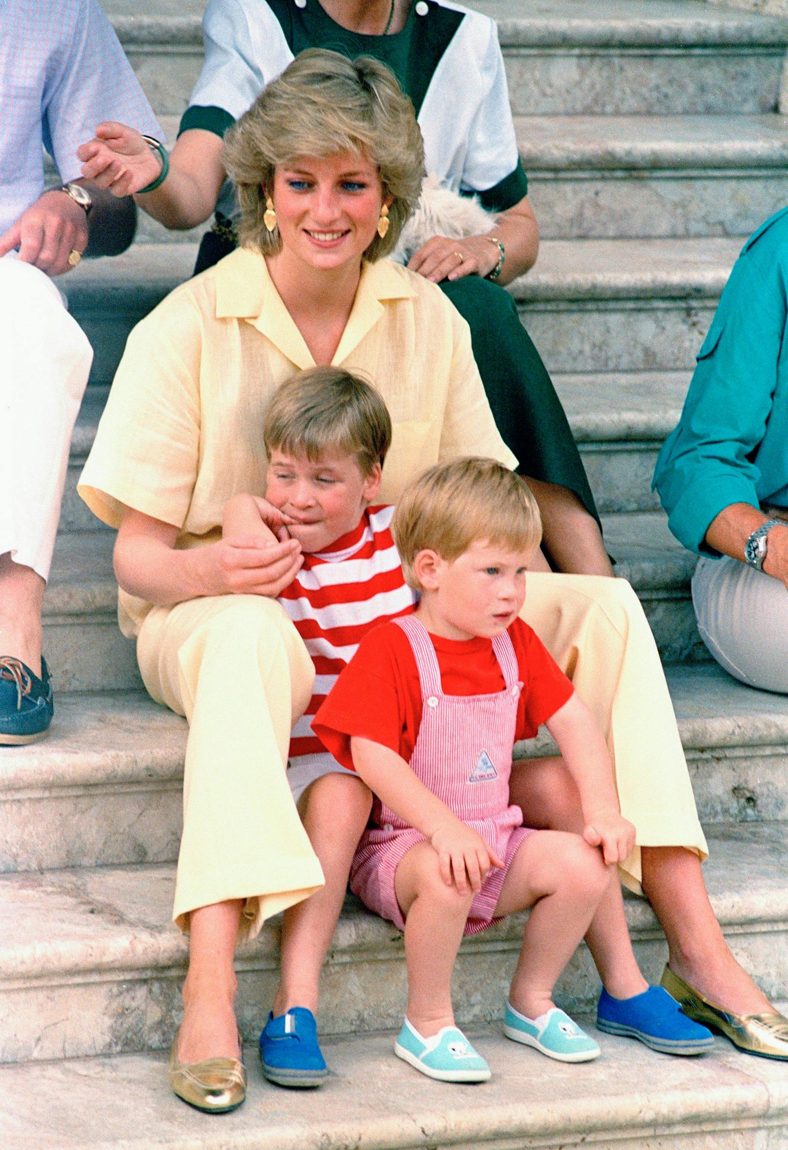 Die Prinzen mit ihrer Mama auf Mallorca.