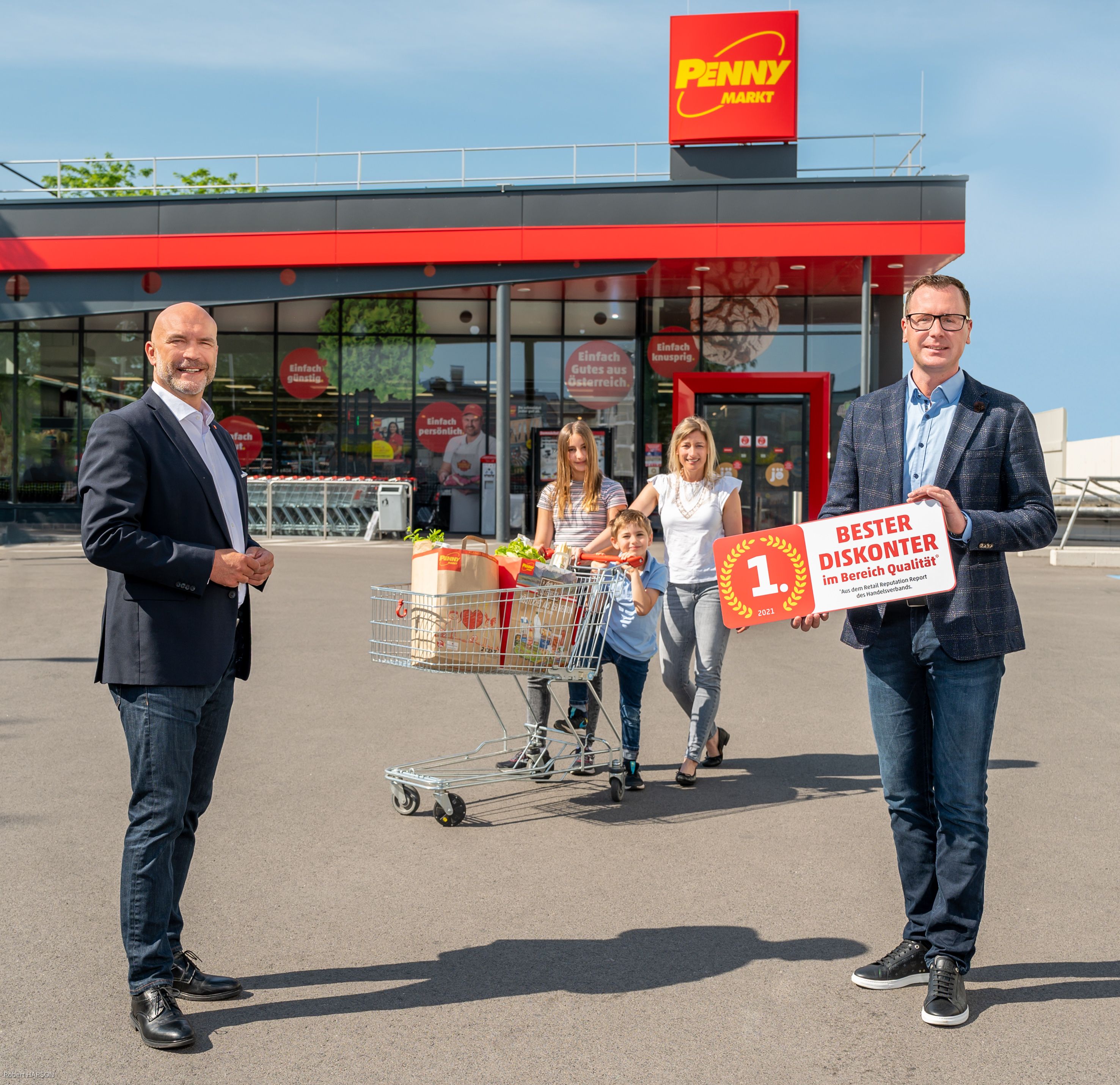 PENNY bietet seinen Kundinnen und Kunden ein vielseitiges Serviceangebot.