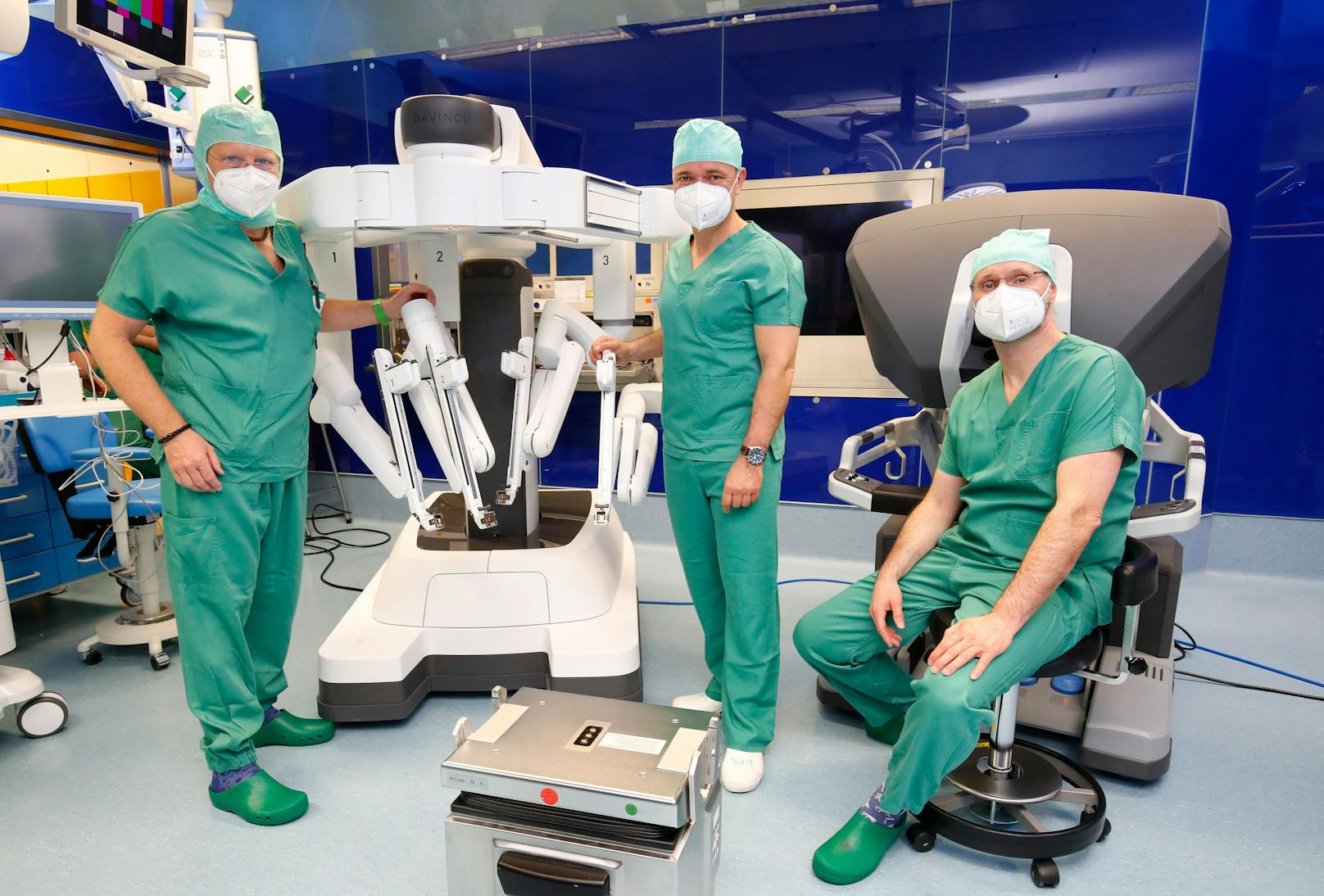 Am Kepler Klinikum in Linz helfen Roboter bei schwierigen Operationen, zum Beispiel bei Krebserkrankungen.