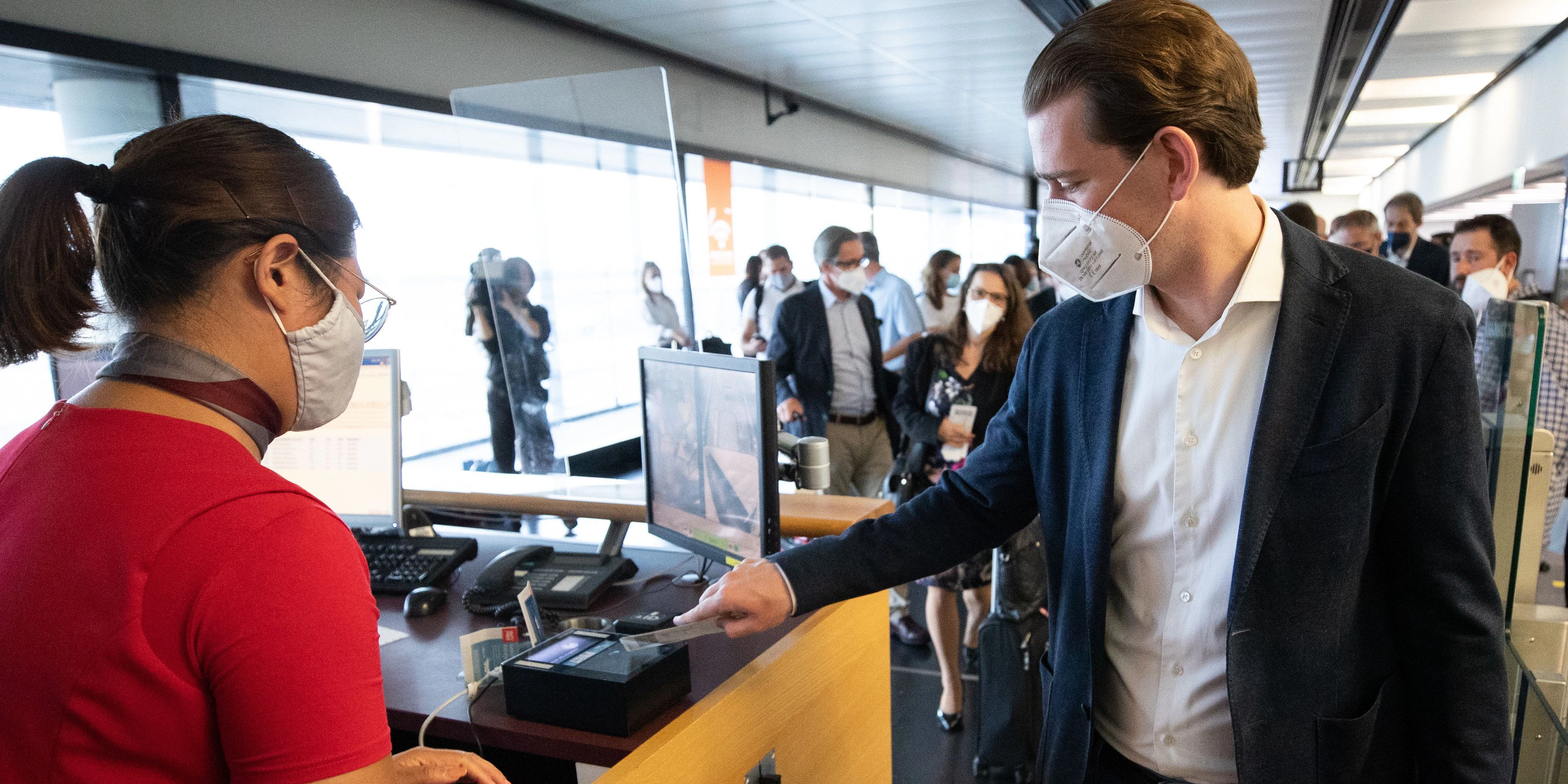 Kurz bekam 2. Astra-Dosis – doch dabei bleibt's nicht - Vimarsana News